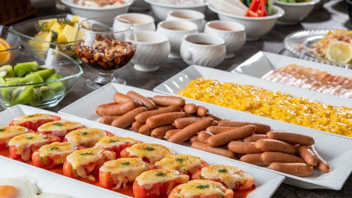 Breakfast is a buffet with a wide variety!