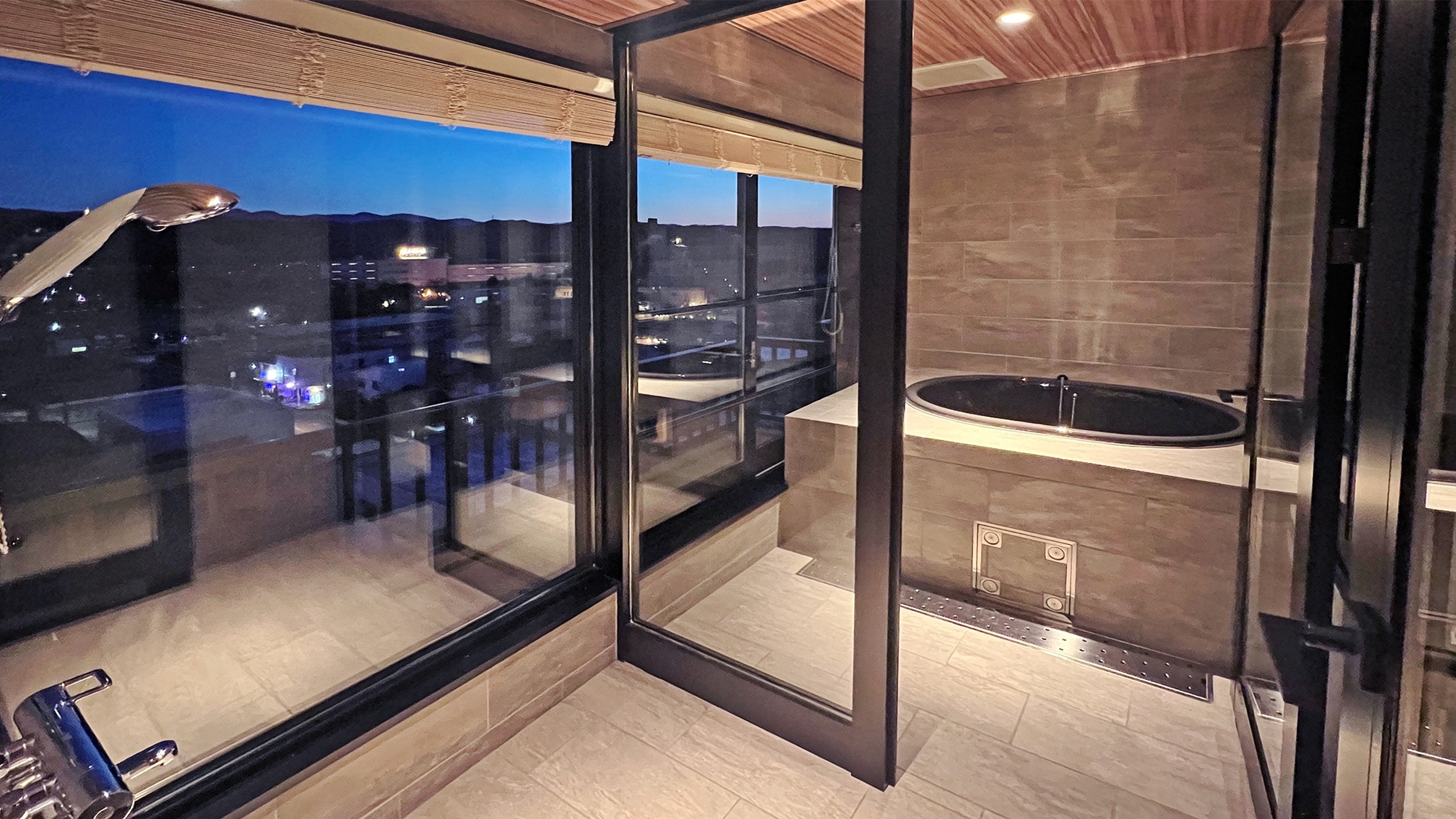 Top floor: Kurara guest room with open-air bath