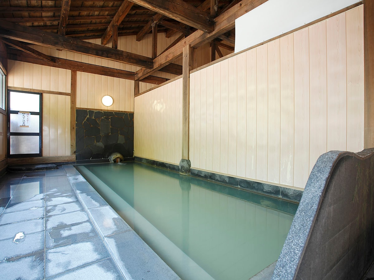 Men's large bath, Shiodono-yu