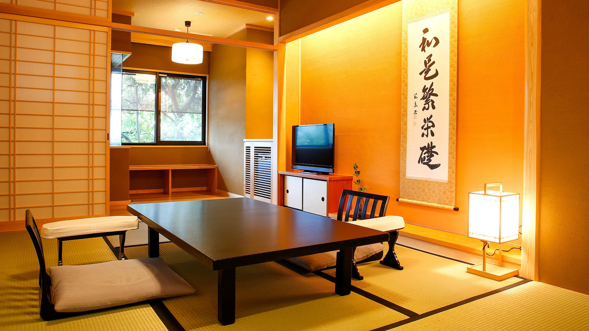 [秀山閣] 帶檜木浴缸的日式房間 8 張榻榻米（禁煙）