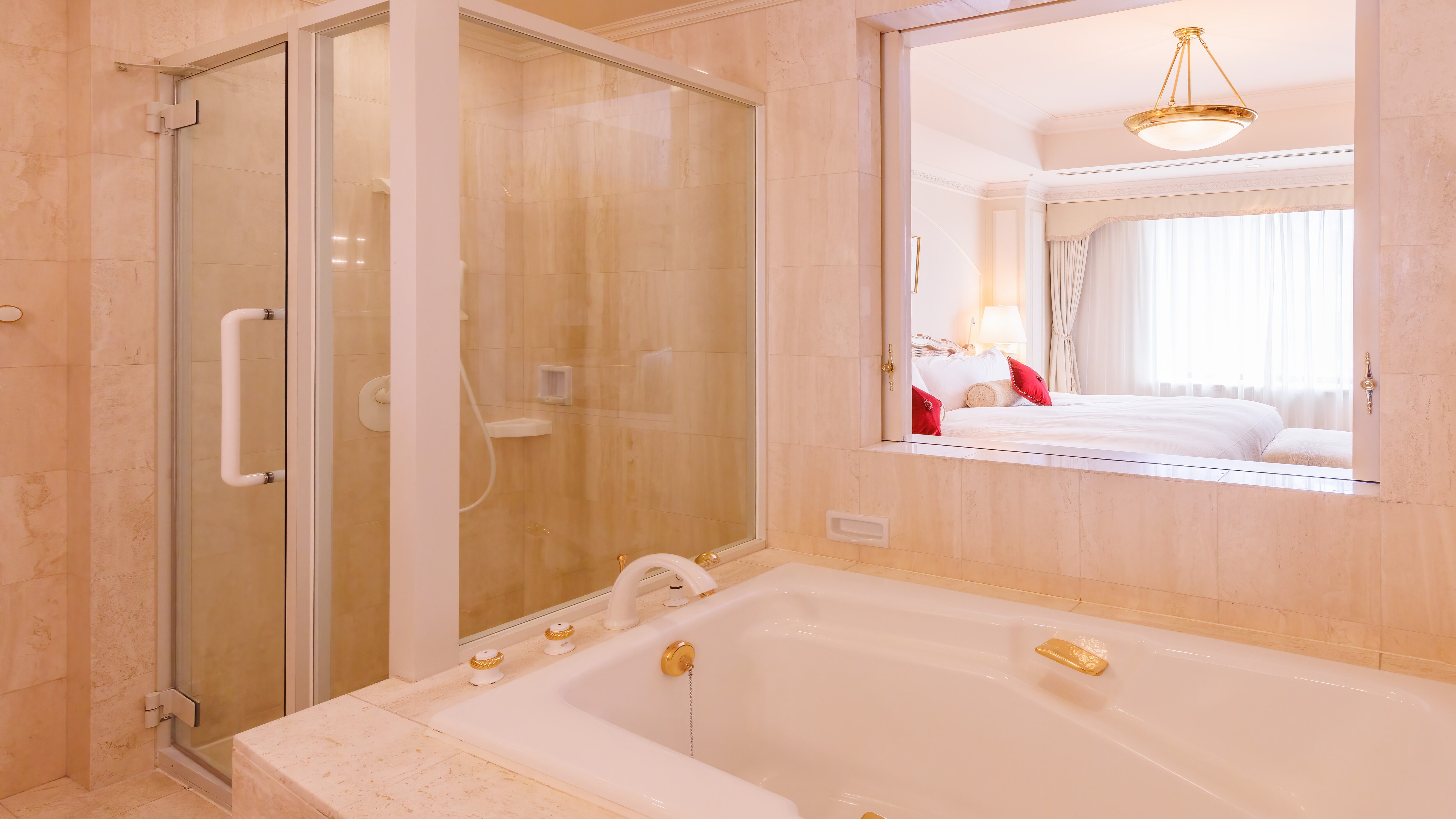 Non-smoking Junior Suite Double Bathroom