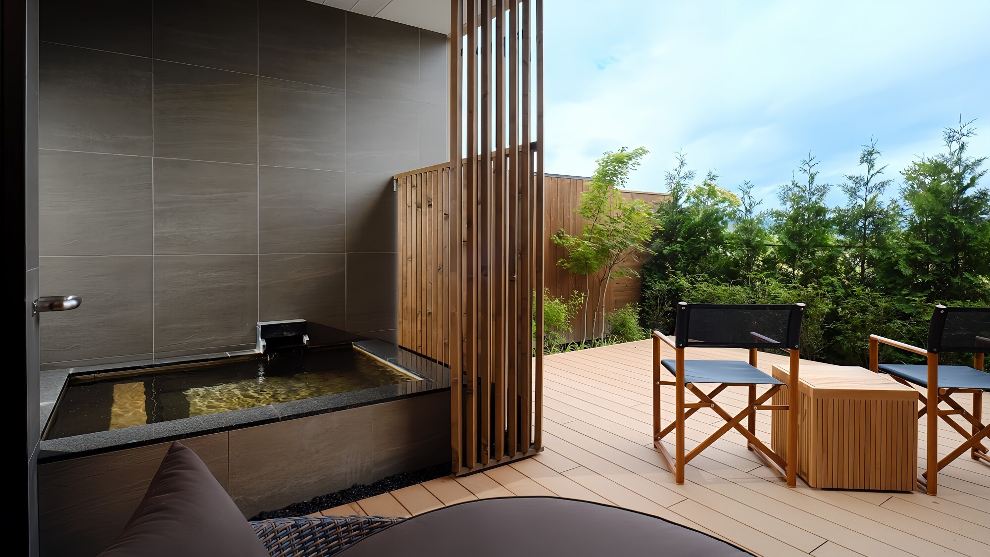 [East Wing] Designer twin room with open-air hot spring bath and wooden deck *Image for illustration purposes only