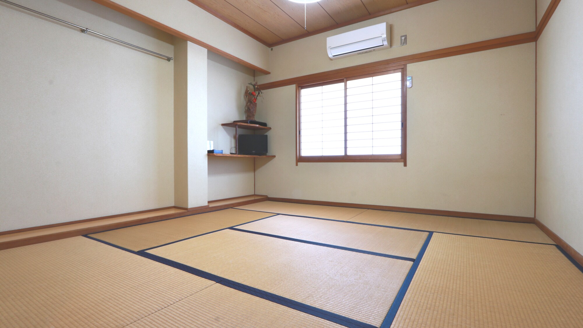 [Phòng đơn giản theo phong cách Nhật Bản (8 chiếu tatami)] Trong nhà