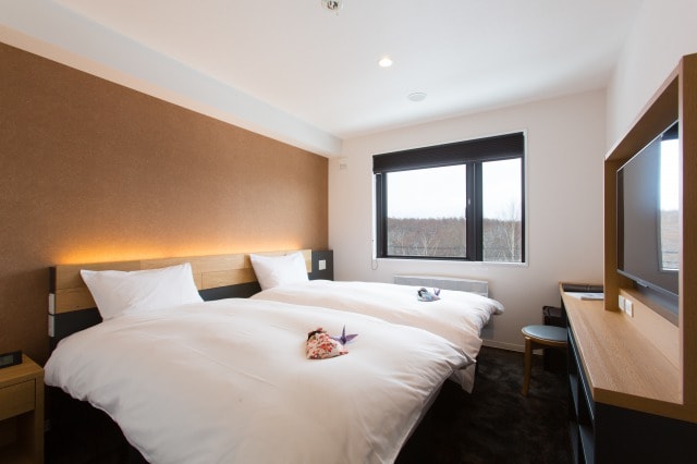 Twin bedroom