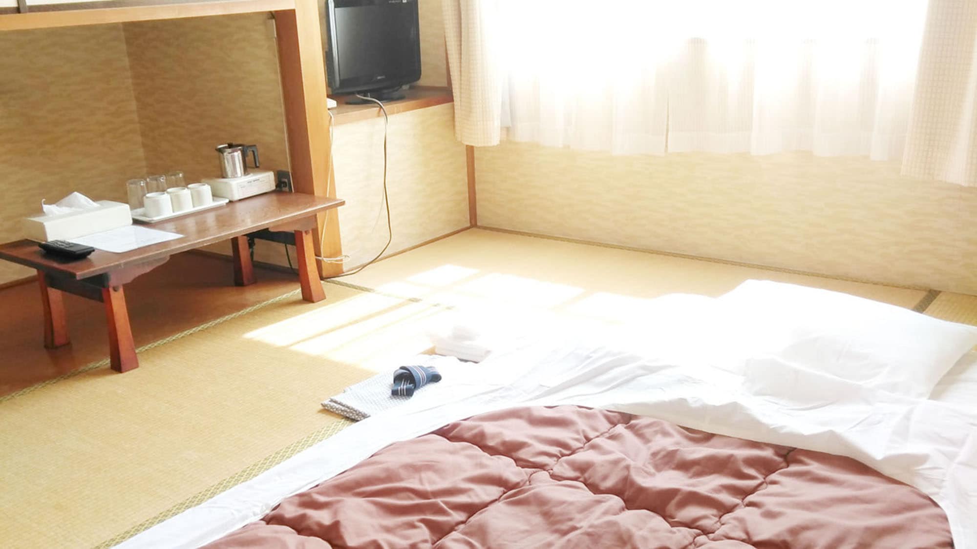 Khusus pria [4.5 tatami kamar bergaya Jepang] Tanpa bak mandi dan toilet, tipe futon