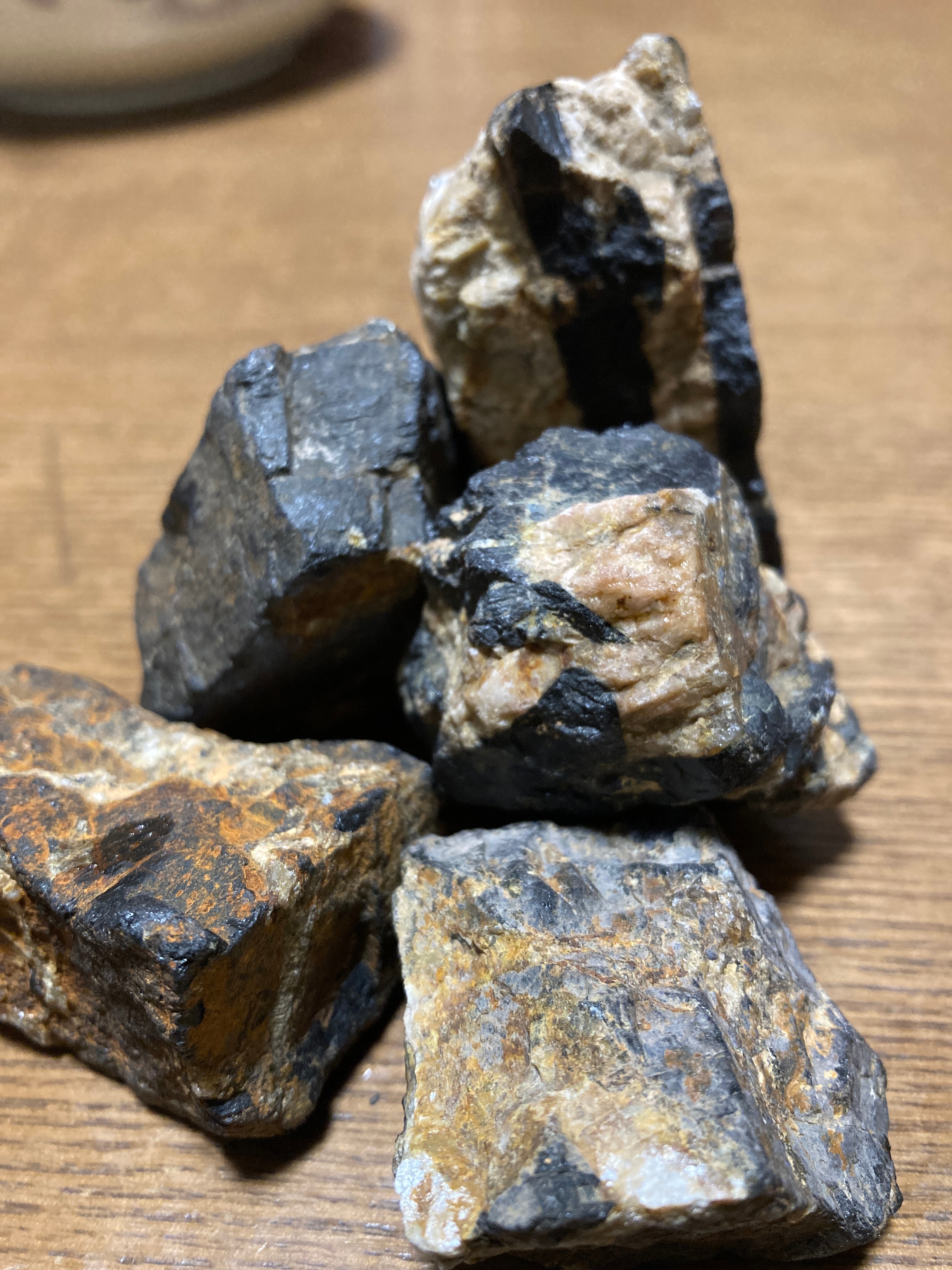 Radium ore, Beitoulite