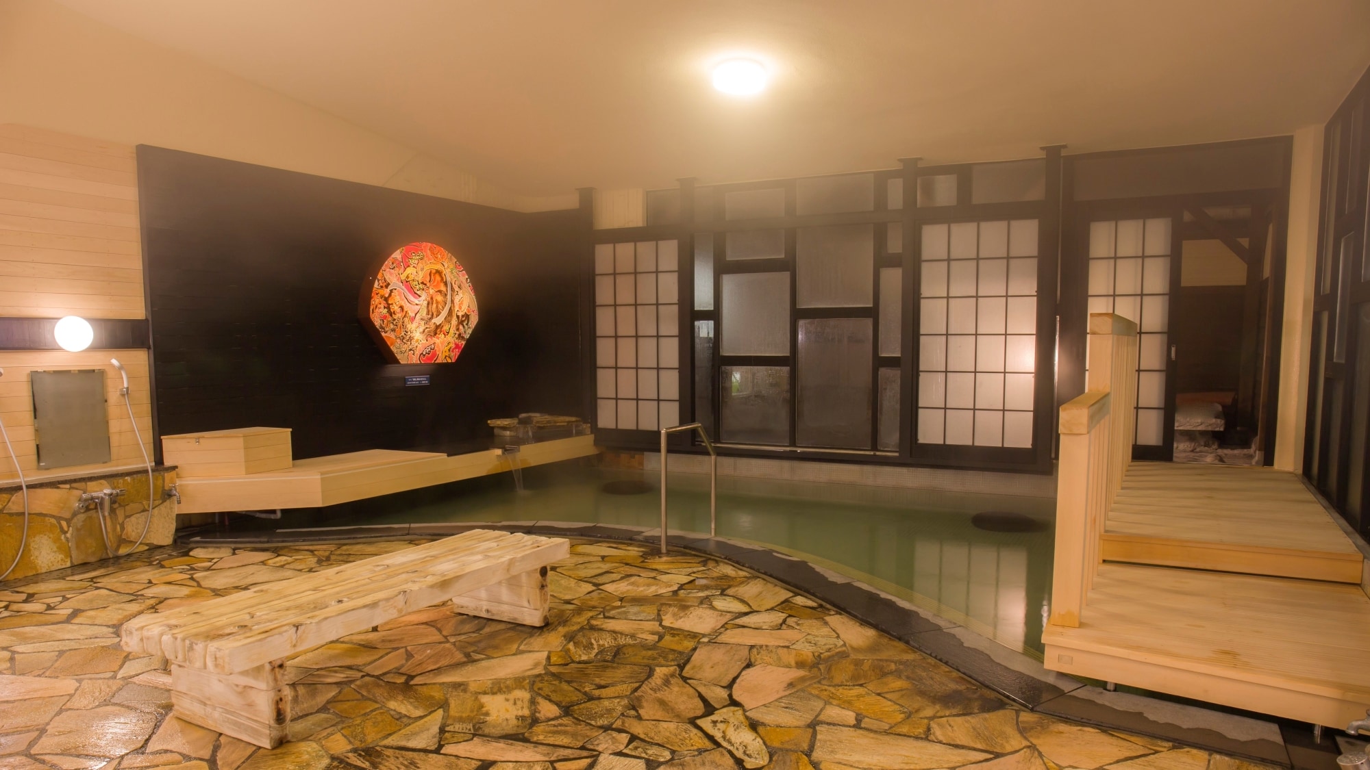 Middle bath: Manten no Bath, renovated in April 2018