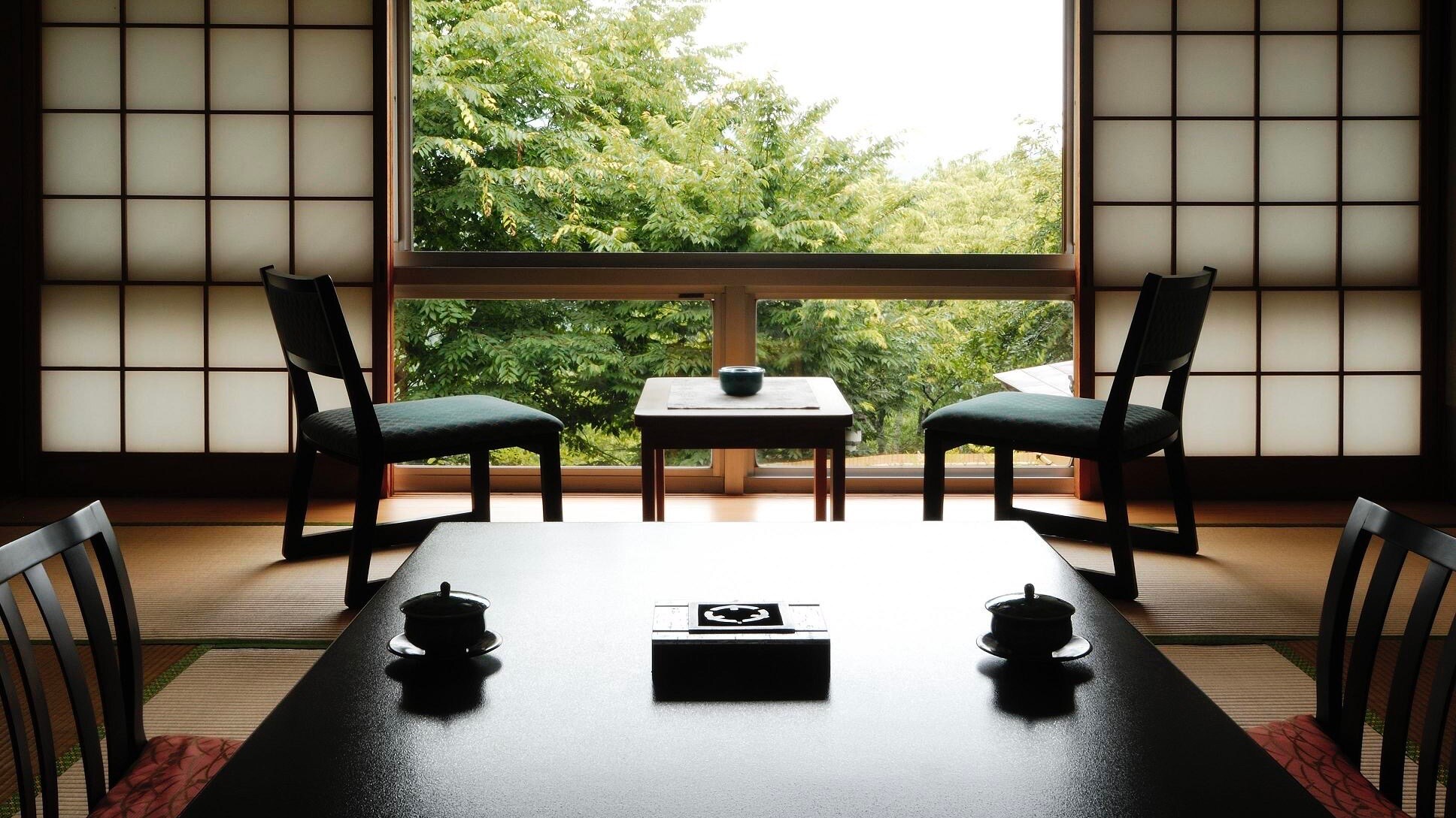 [View from the guest room] Enjoy the changing seasons of Mount Yoshino from your room...