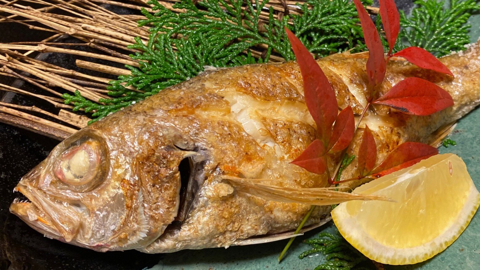 ปลากะพงดำย่างเกลือ