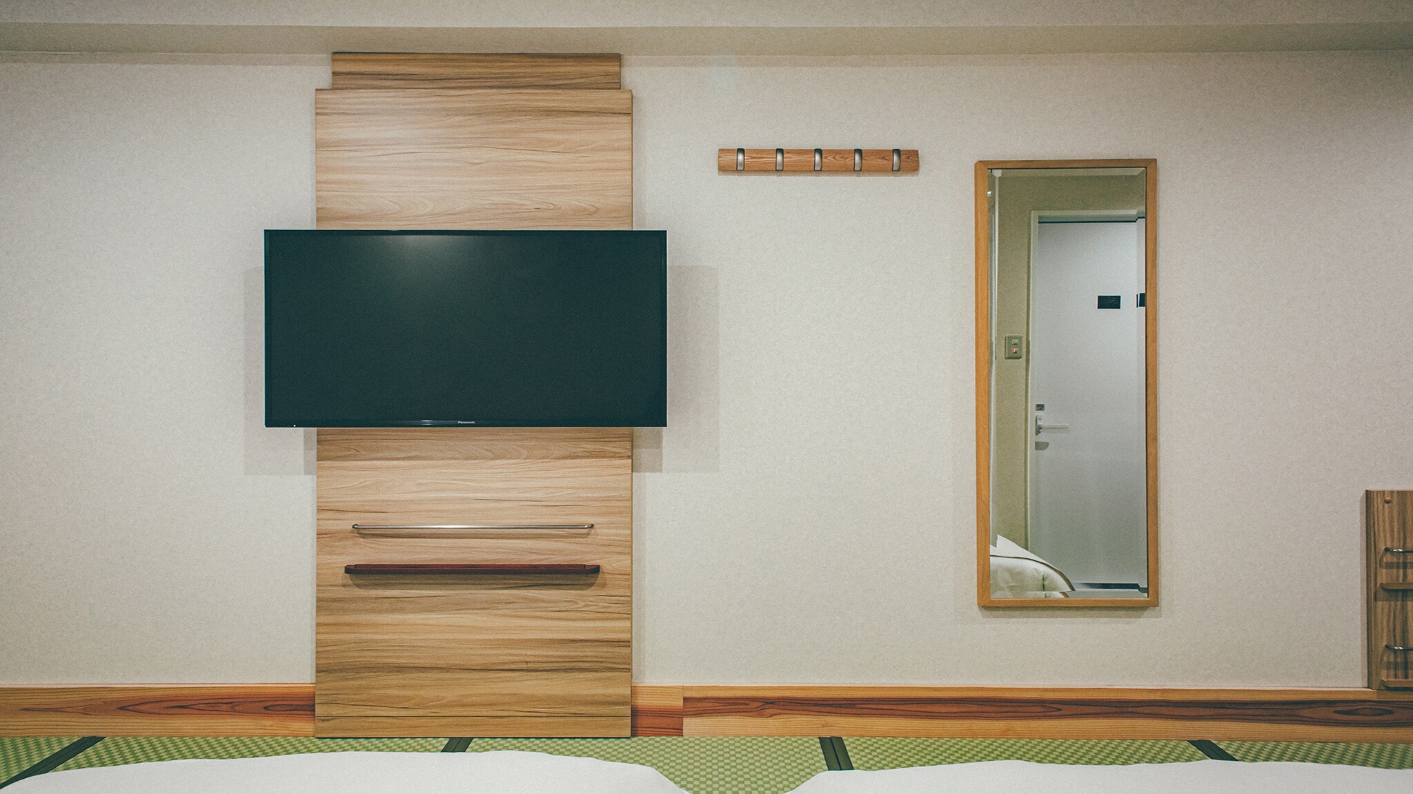 Moderate Twin (Modern Japanese and Western rooms) All rooms are non-smoking