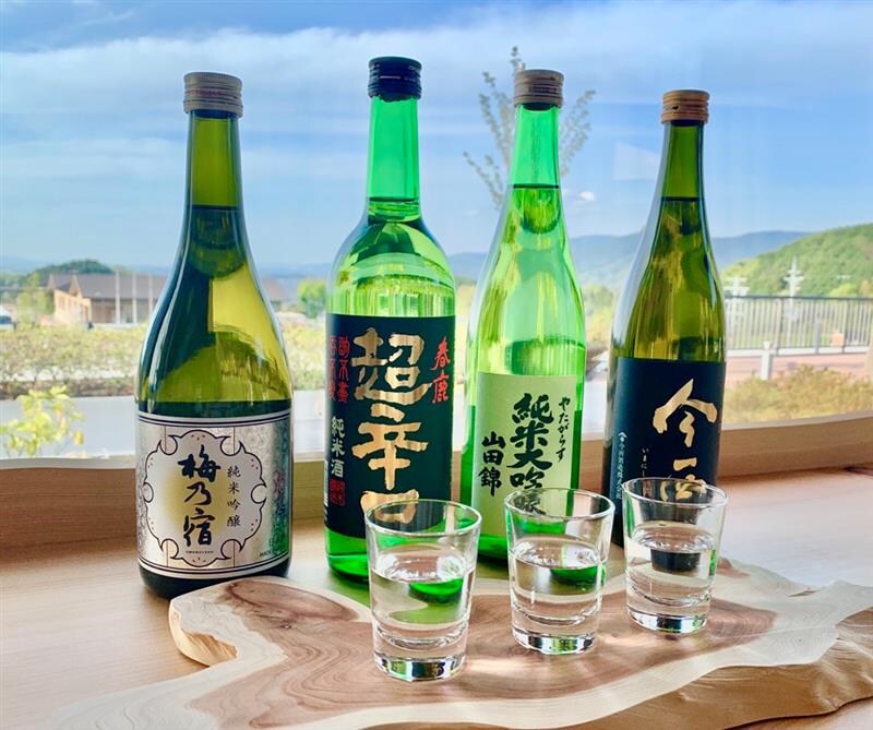 品尝并比较奈良的著名日本酒