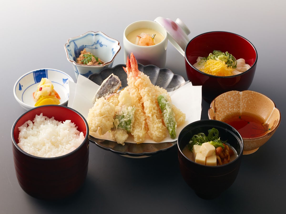 主廚 精選晚餐套餐圖片 下午 6 點前入住（必填）