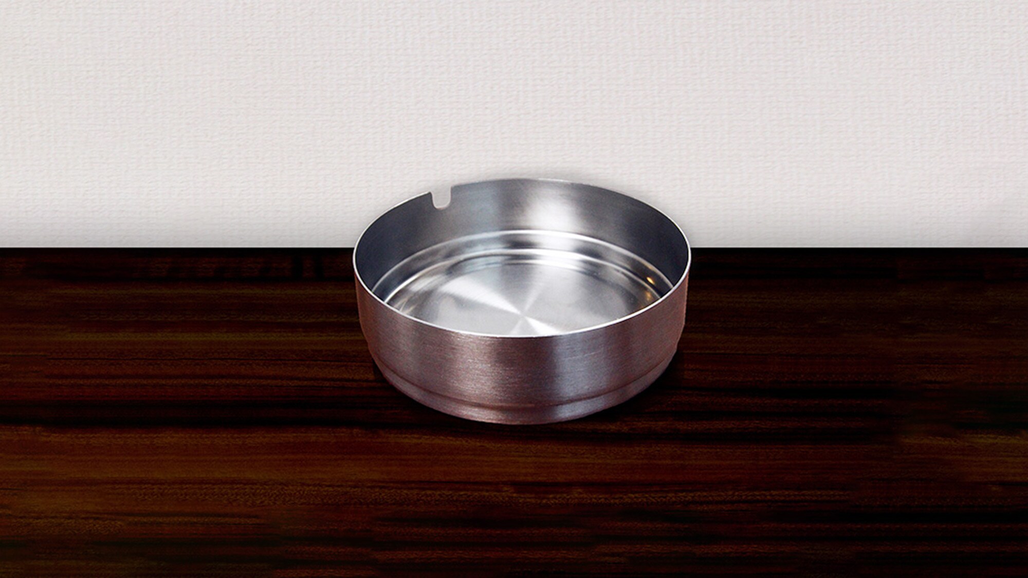 Ashtray (smoking rooms only)