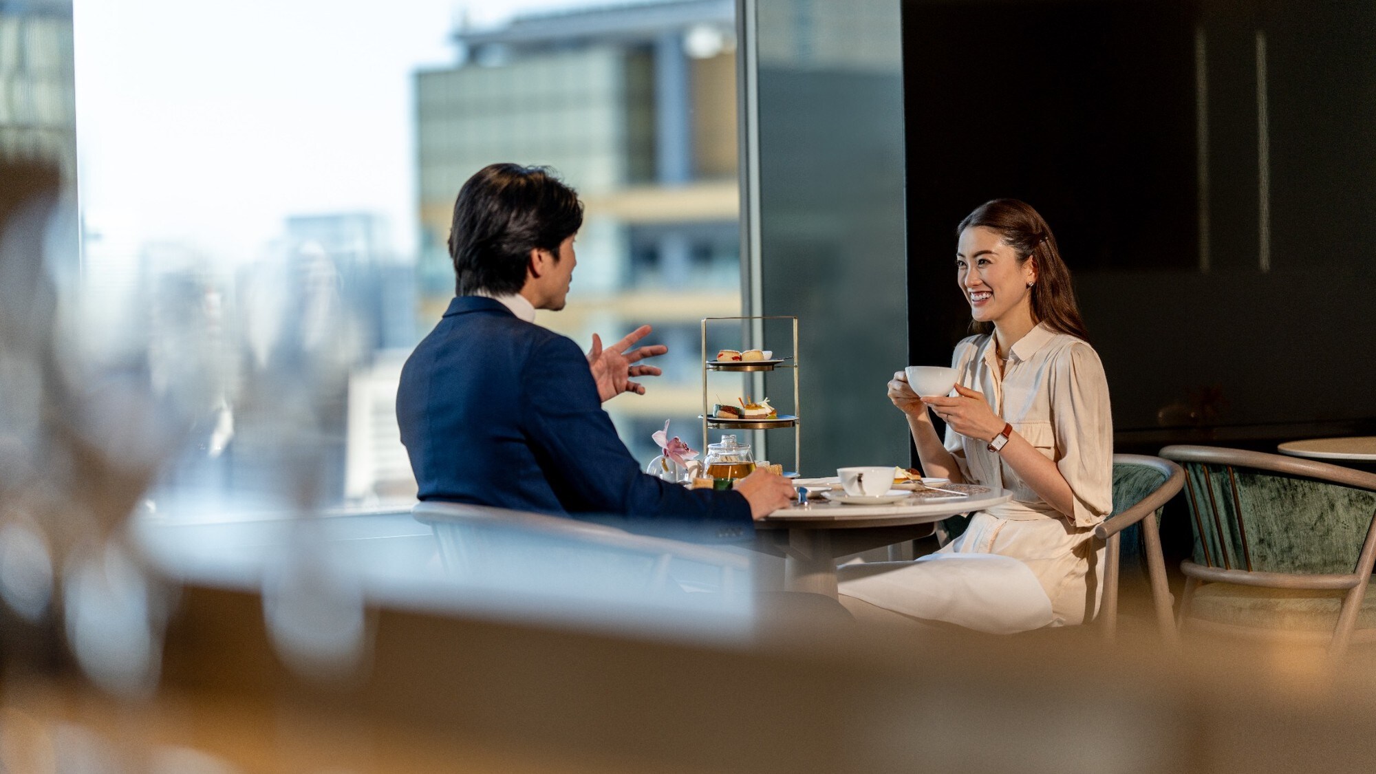 Minuman Teh Sore di Club InterContinental Lounge