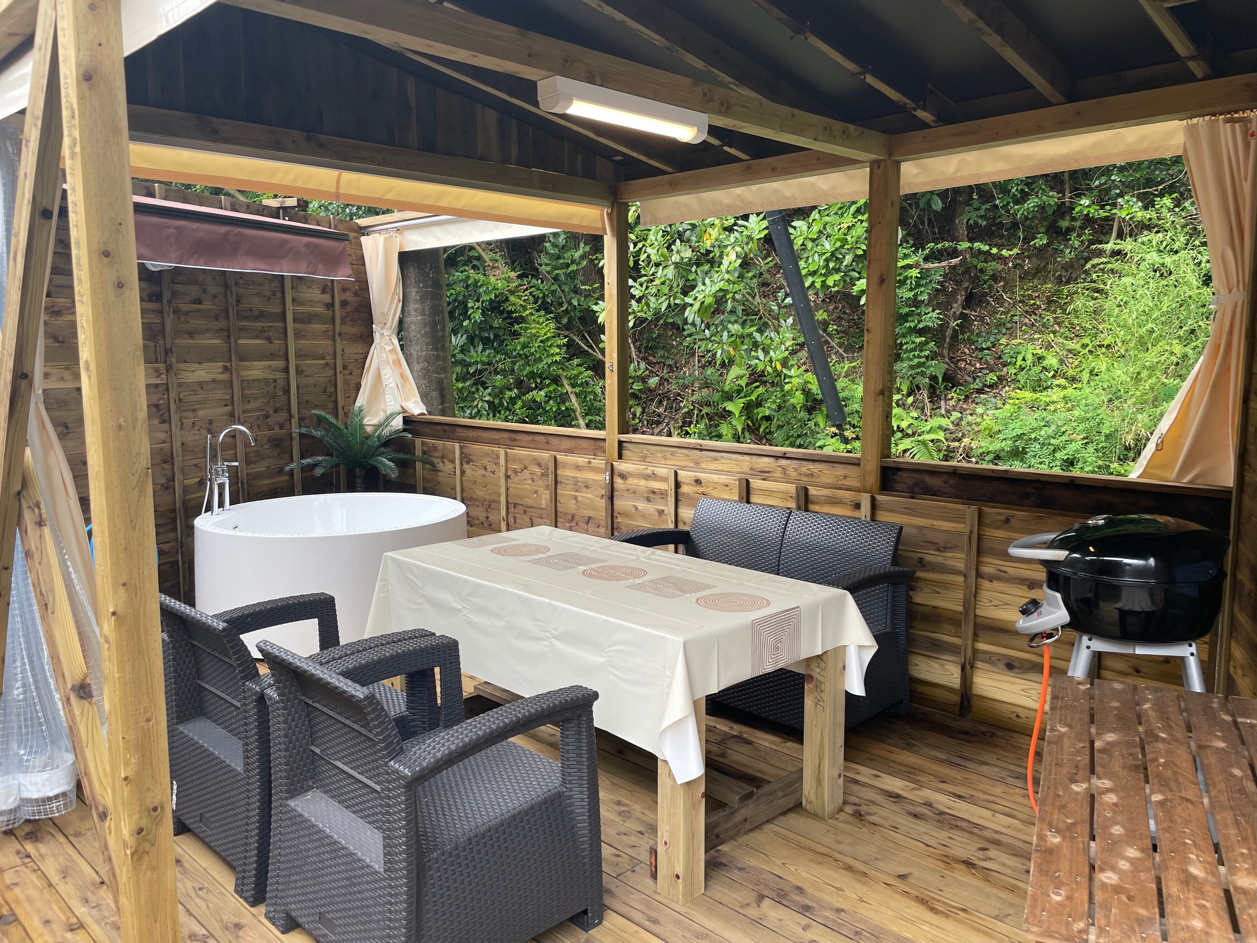 Camper Grand Ping Deck 2