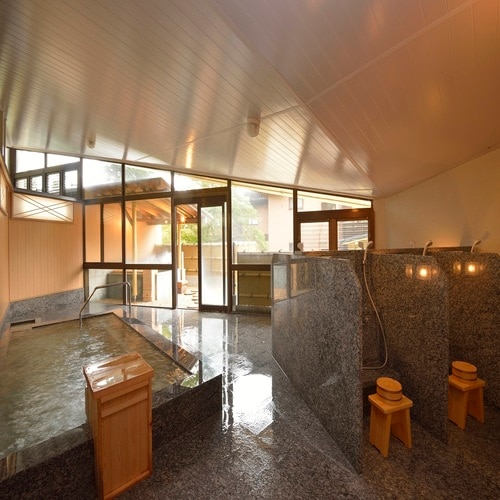 [Large communal bath] Men's indoor bath