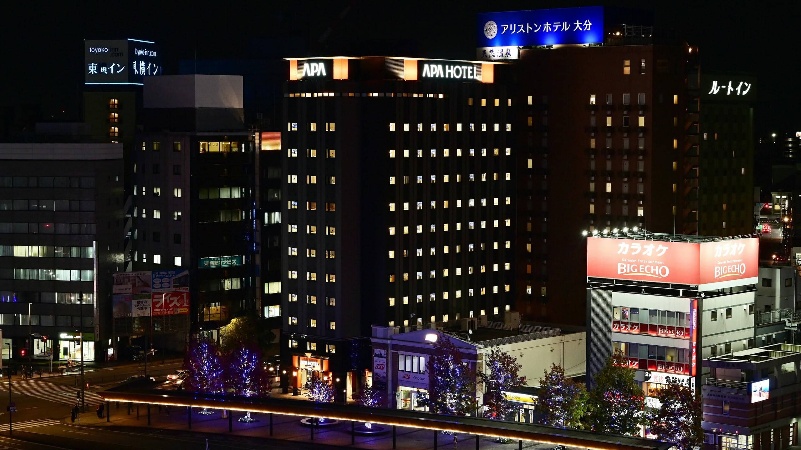 Exterior view (night)