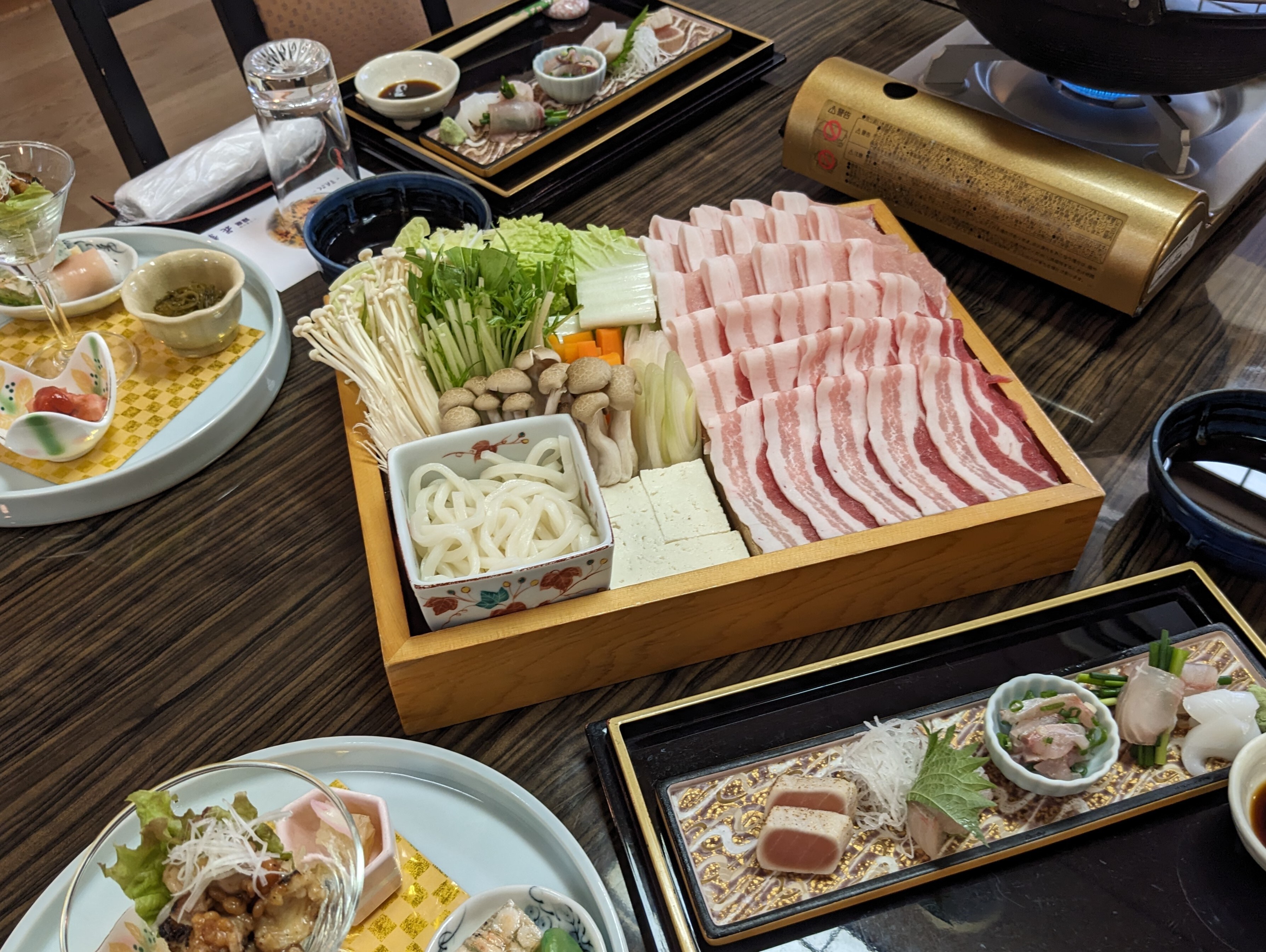 Black pork shabu-shabu large pot