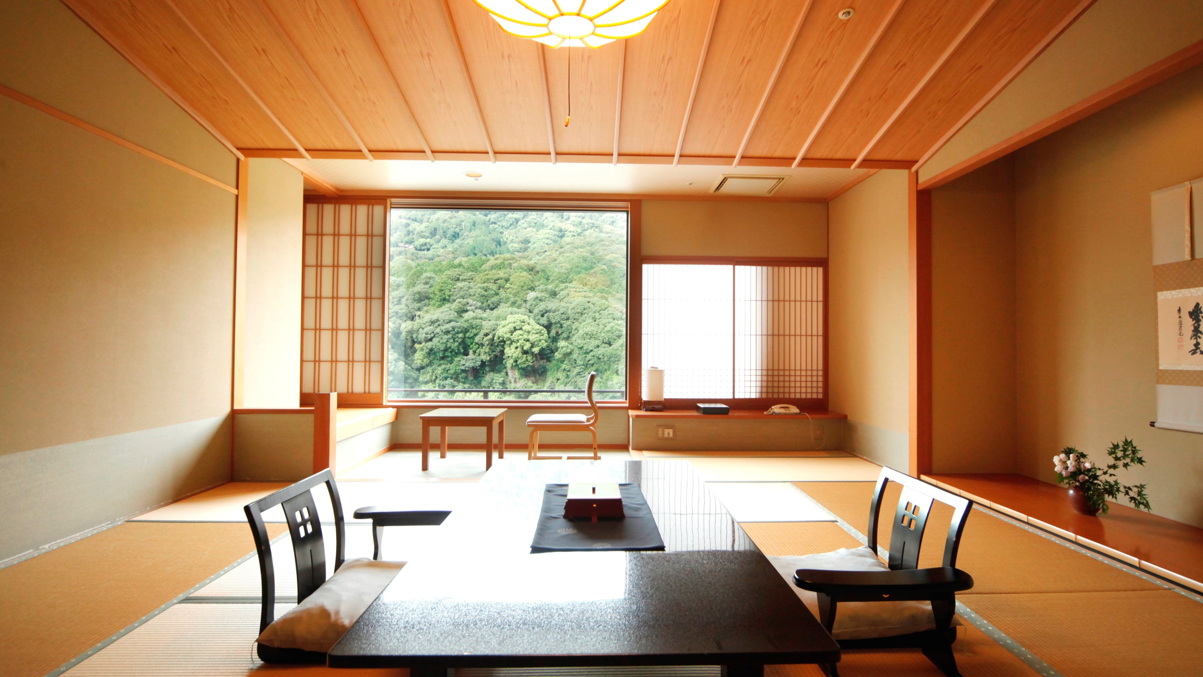 Hitenkan 12.5 tatami Japanese-style room