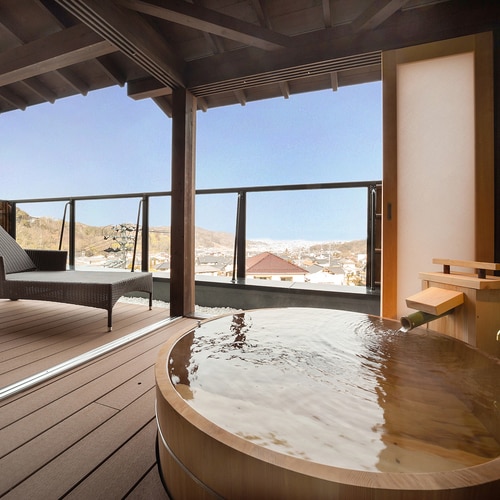 ■ Special room with open-air bath