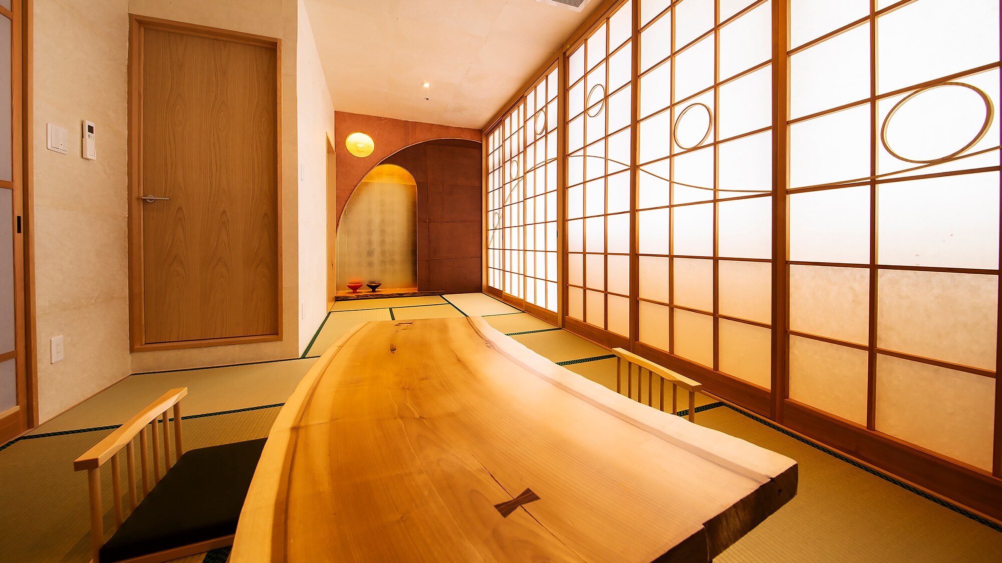 [Designer's Japanese-Western Room -Yawaragi-]