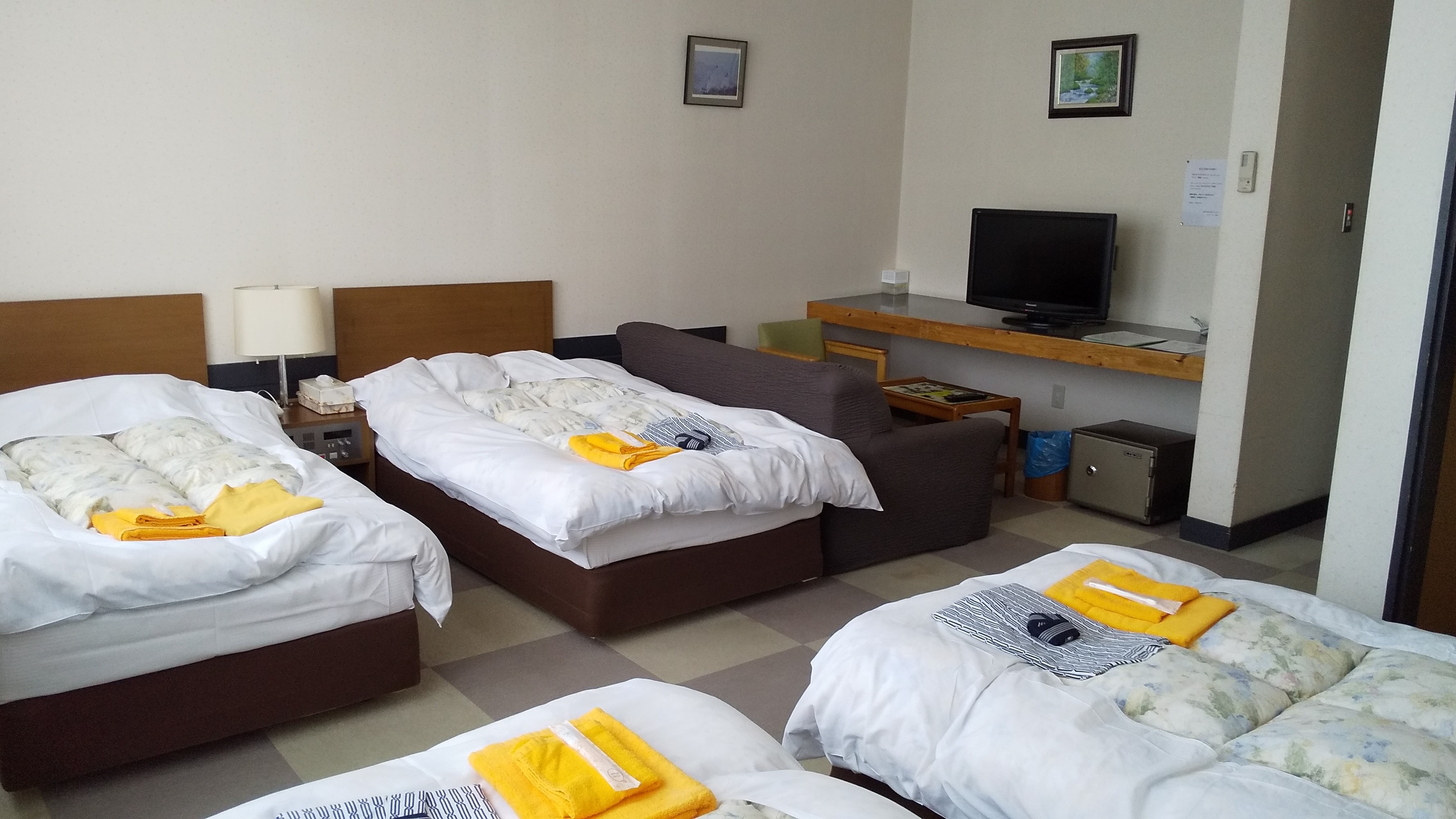Tòa nhà chính Phòng theo phong cách phương Tây dành cho 4 người