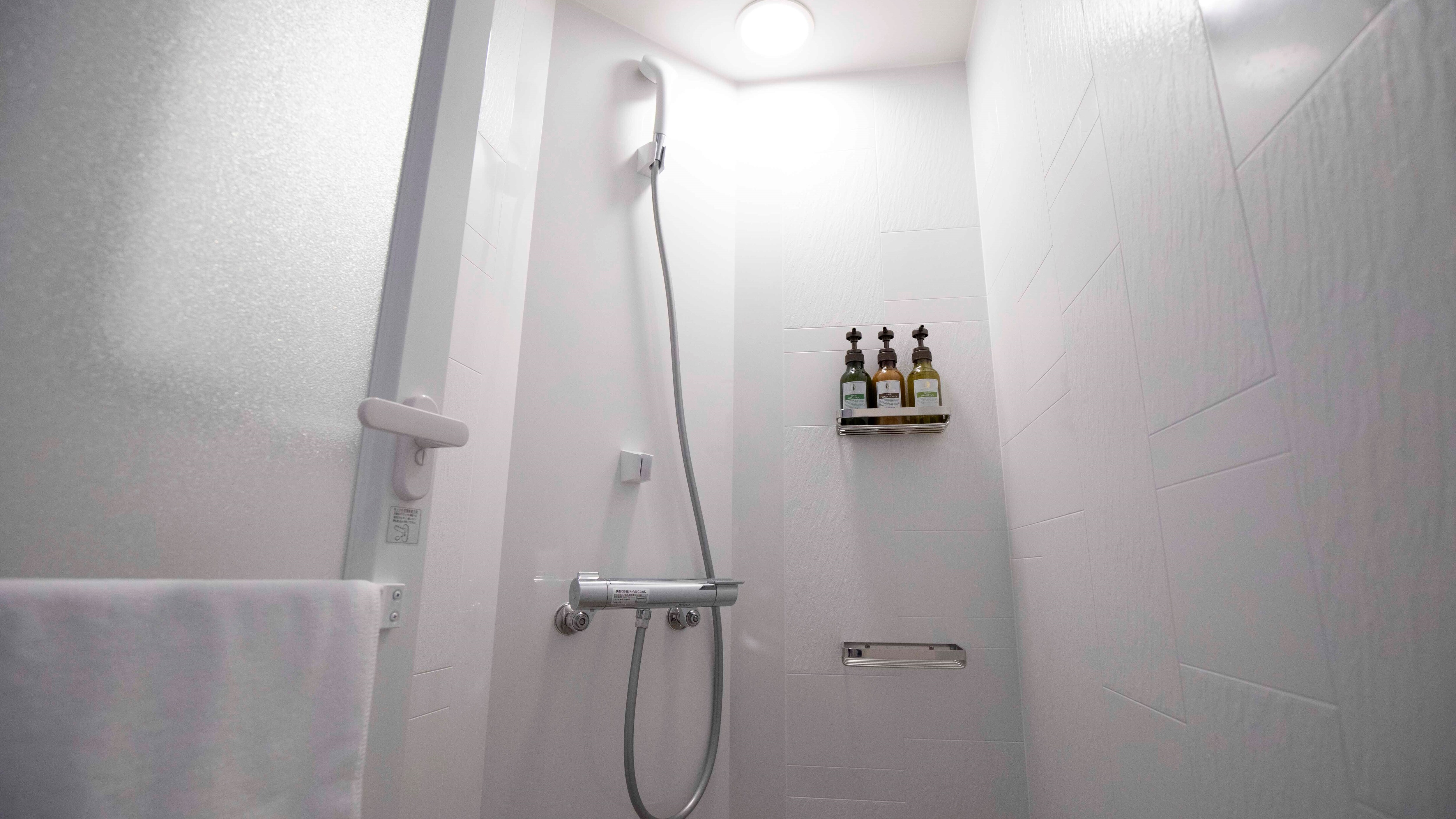 Shower booth