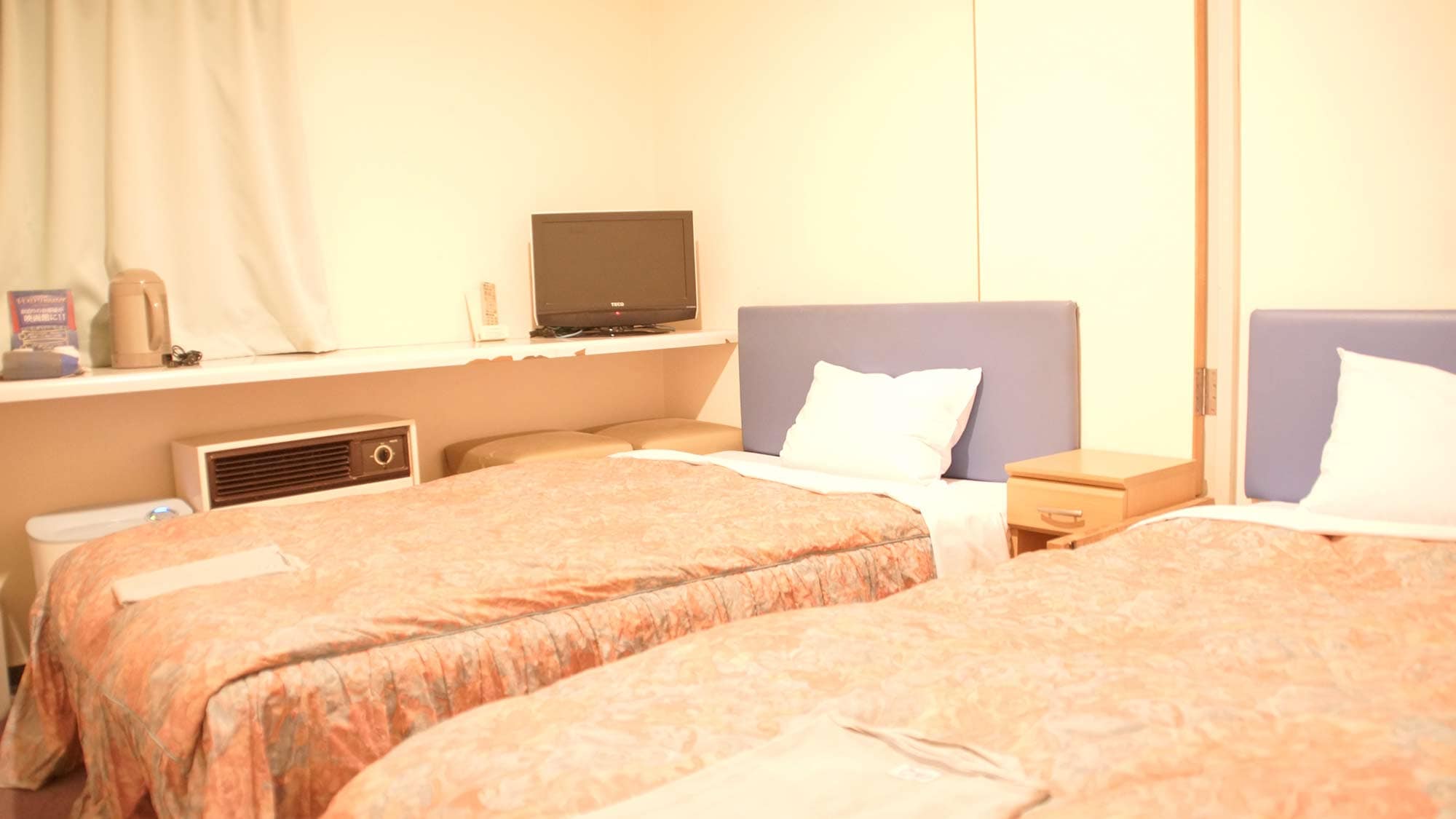 ・ Twin bedroom