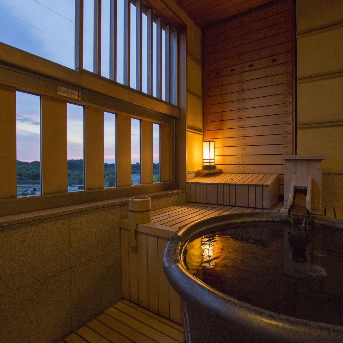 [Yuyu / Haruka floor] Guest room hot spring open-air bath