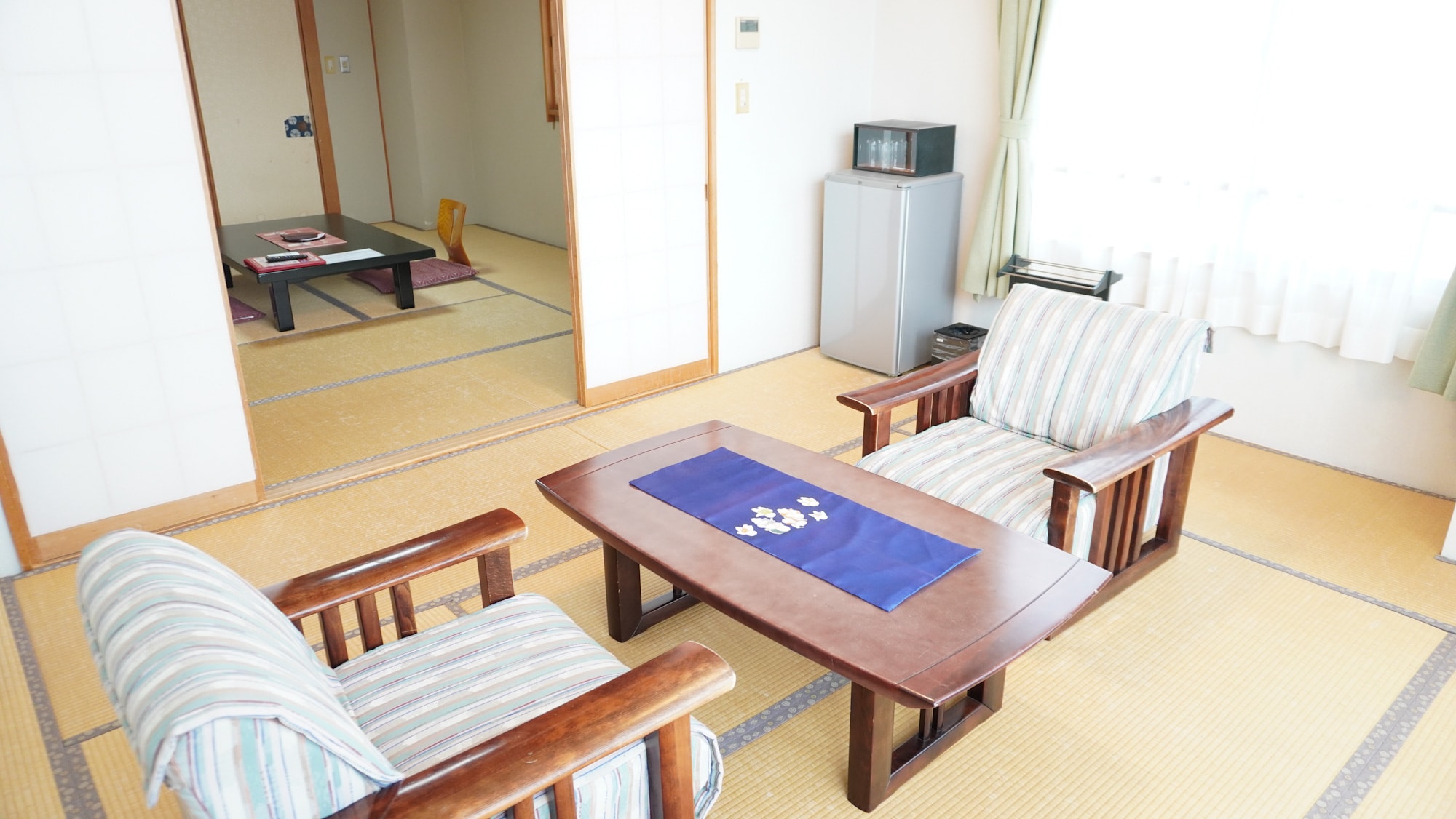 Annex 3rd floor 10 tatami mats (Yamanami)