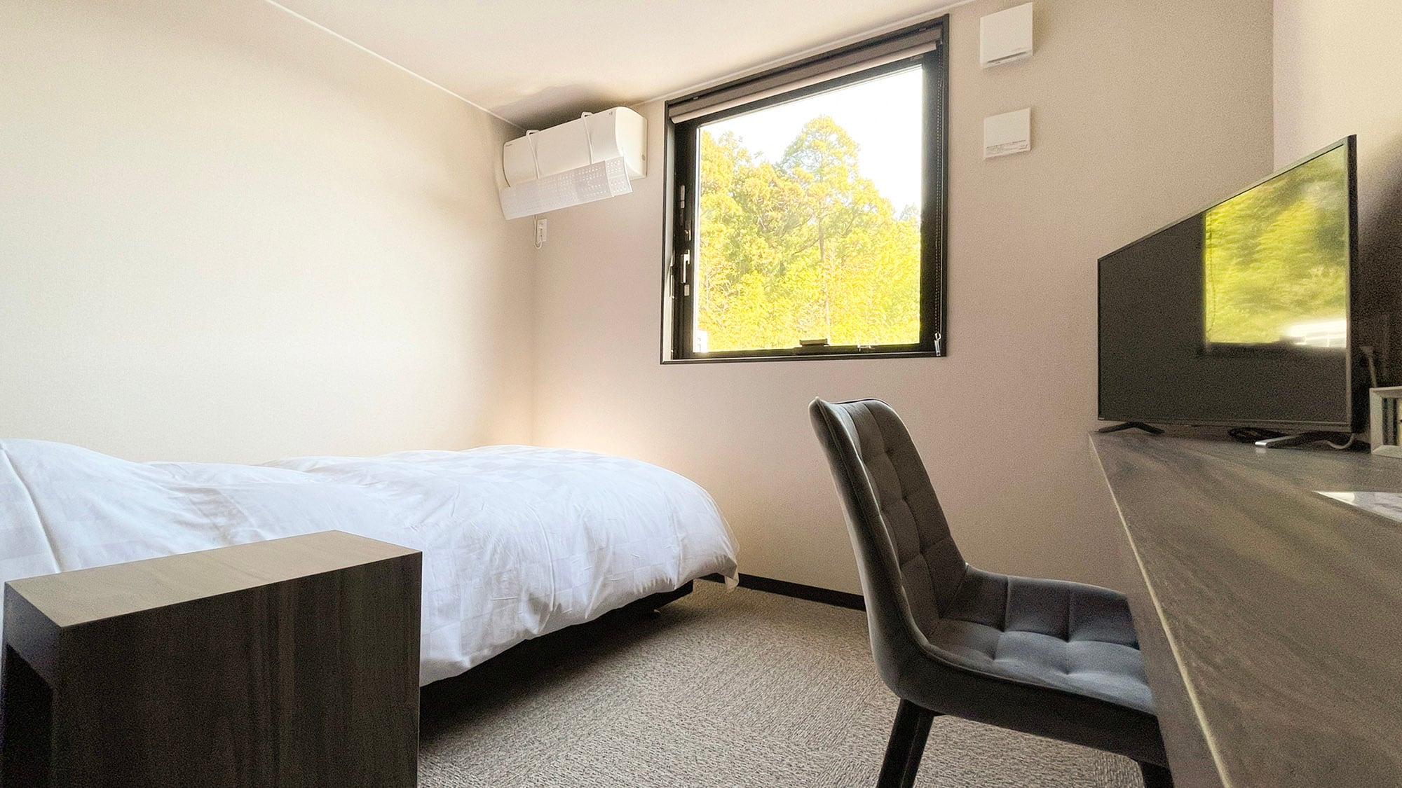・[Single room] A simple and calm room