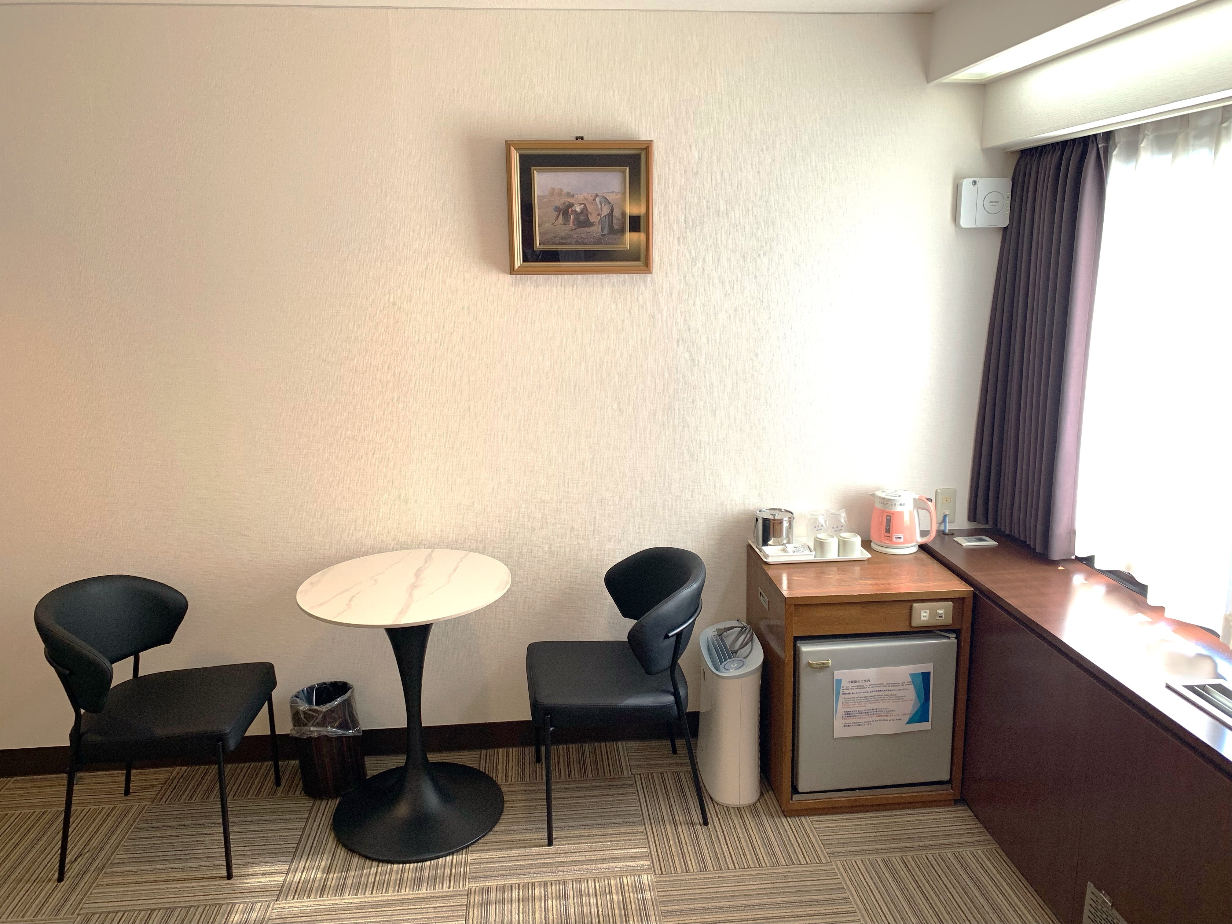 Twin Room (TA1) opposite the tracks (furnished)