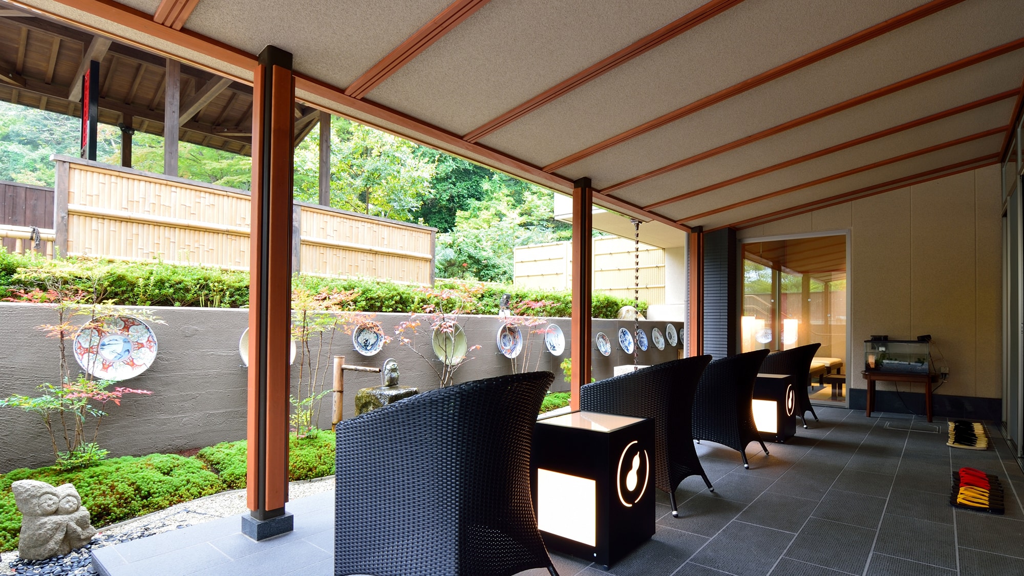 [Lobby Terrace] Lobby terrace where the outside wind is comfortable in early summer and autumn
