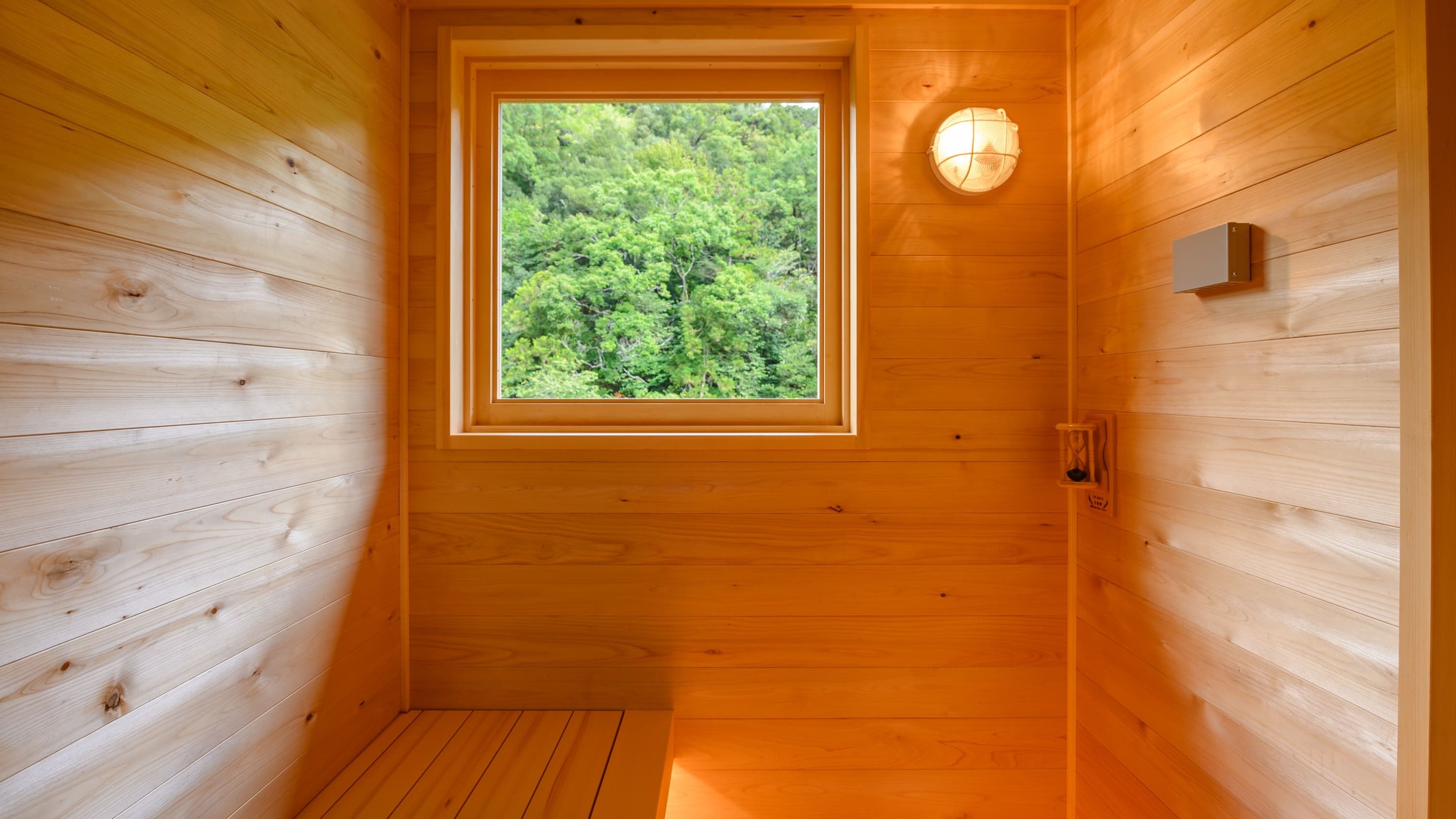 【附溫泉露天浴池及三溫暖的西式雙床房】桑拿圖片