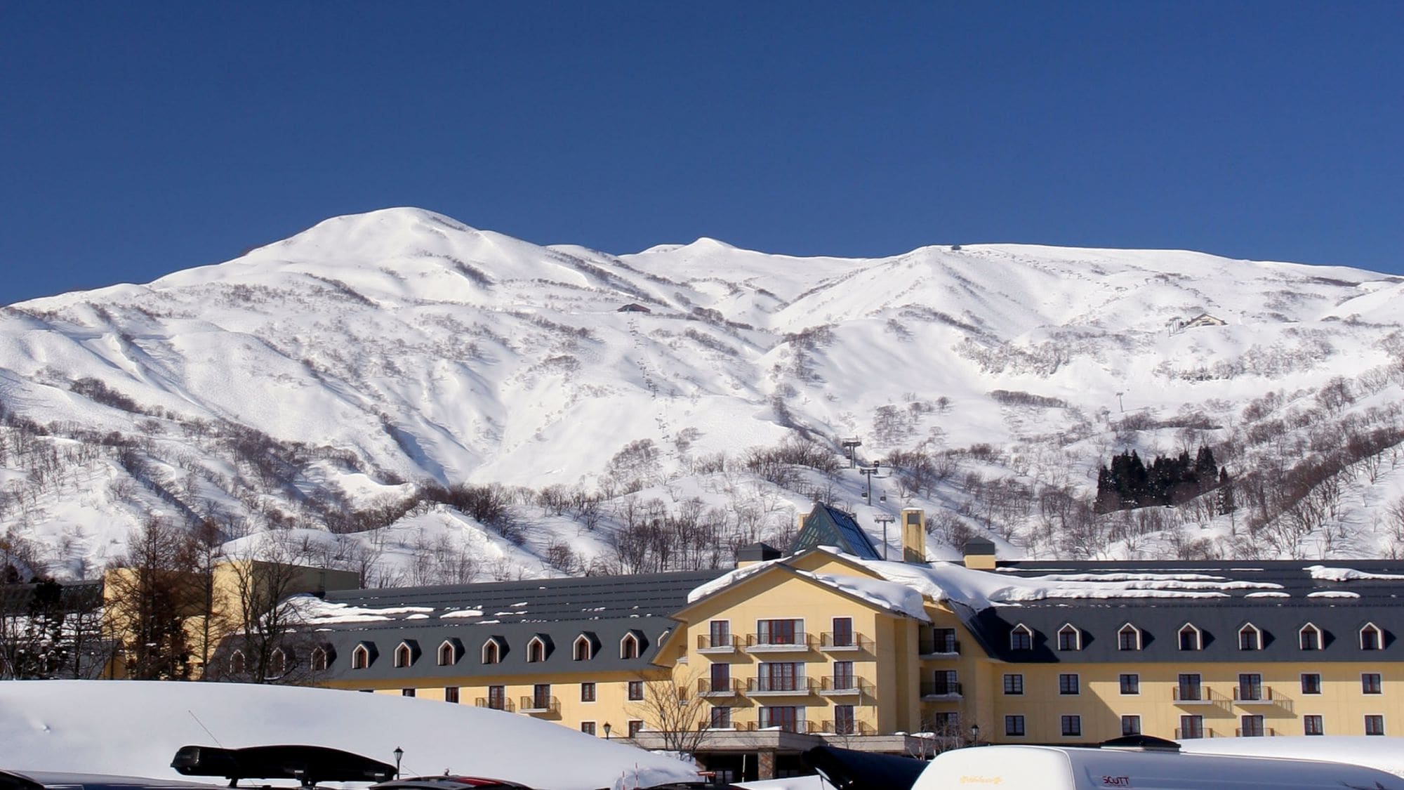 Exterior Snow season