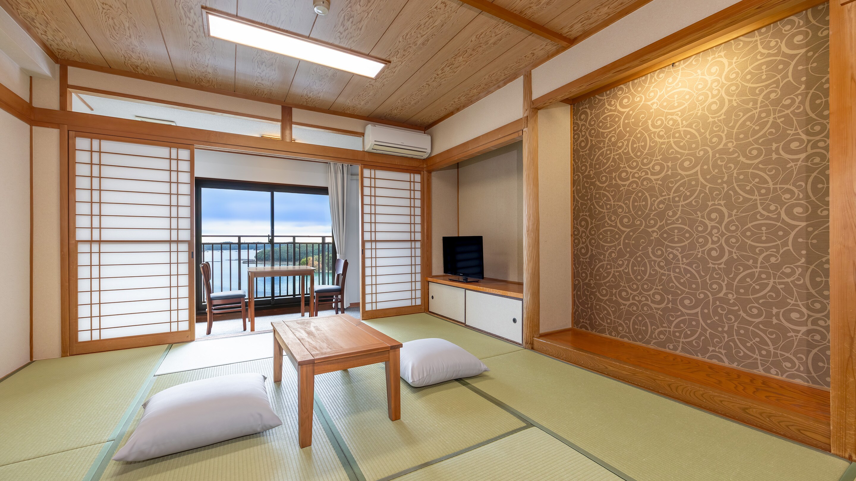 標準日式客房，可容納5人 *客房範例