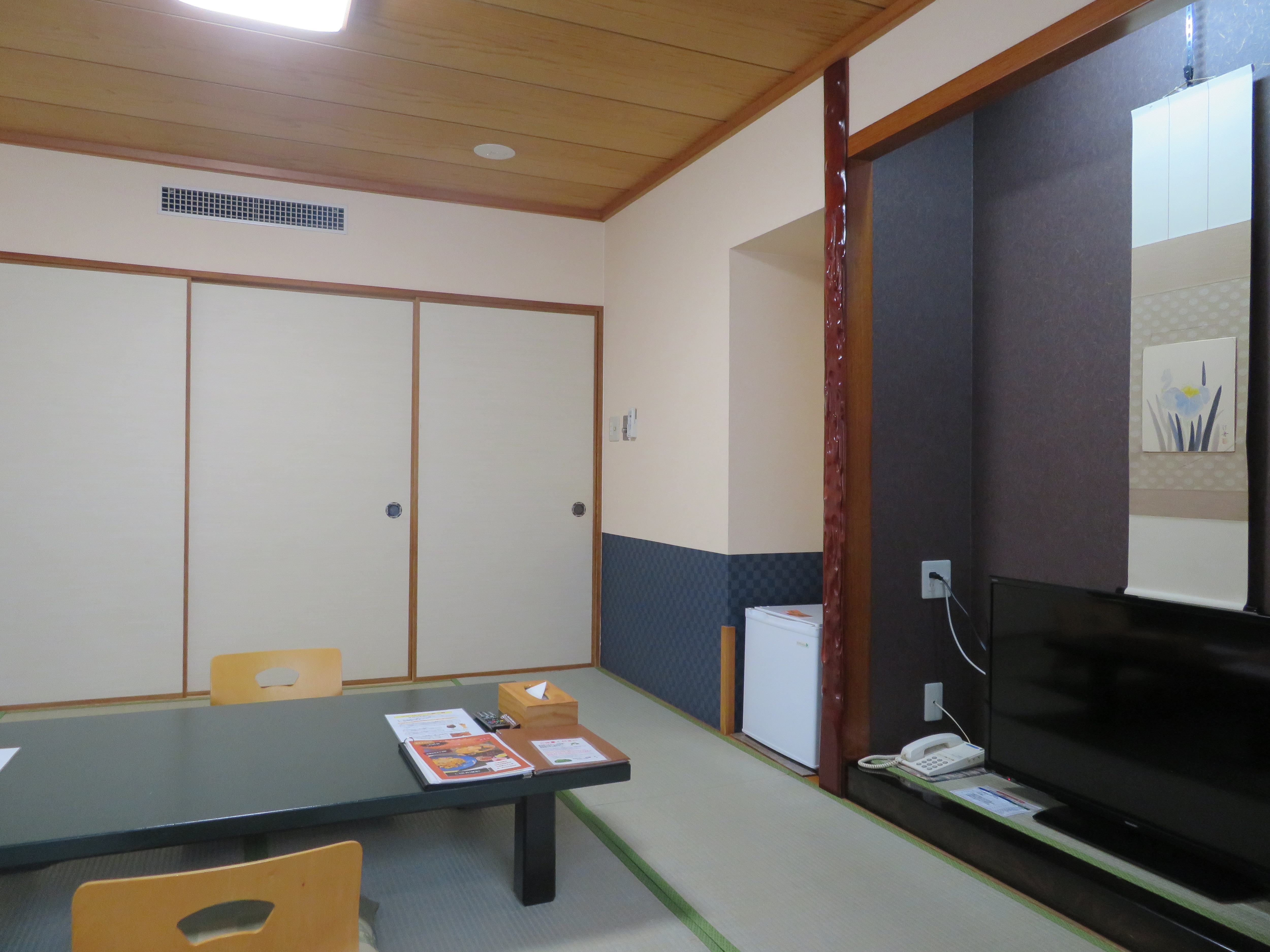 Japanese-style room with 8 tatami shower booth