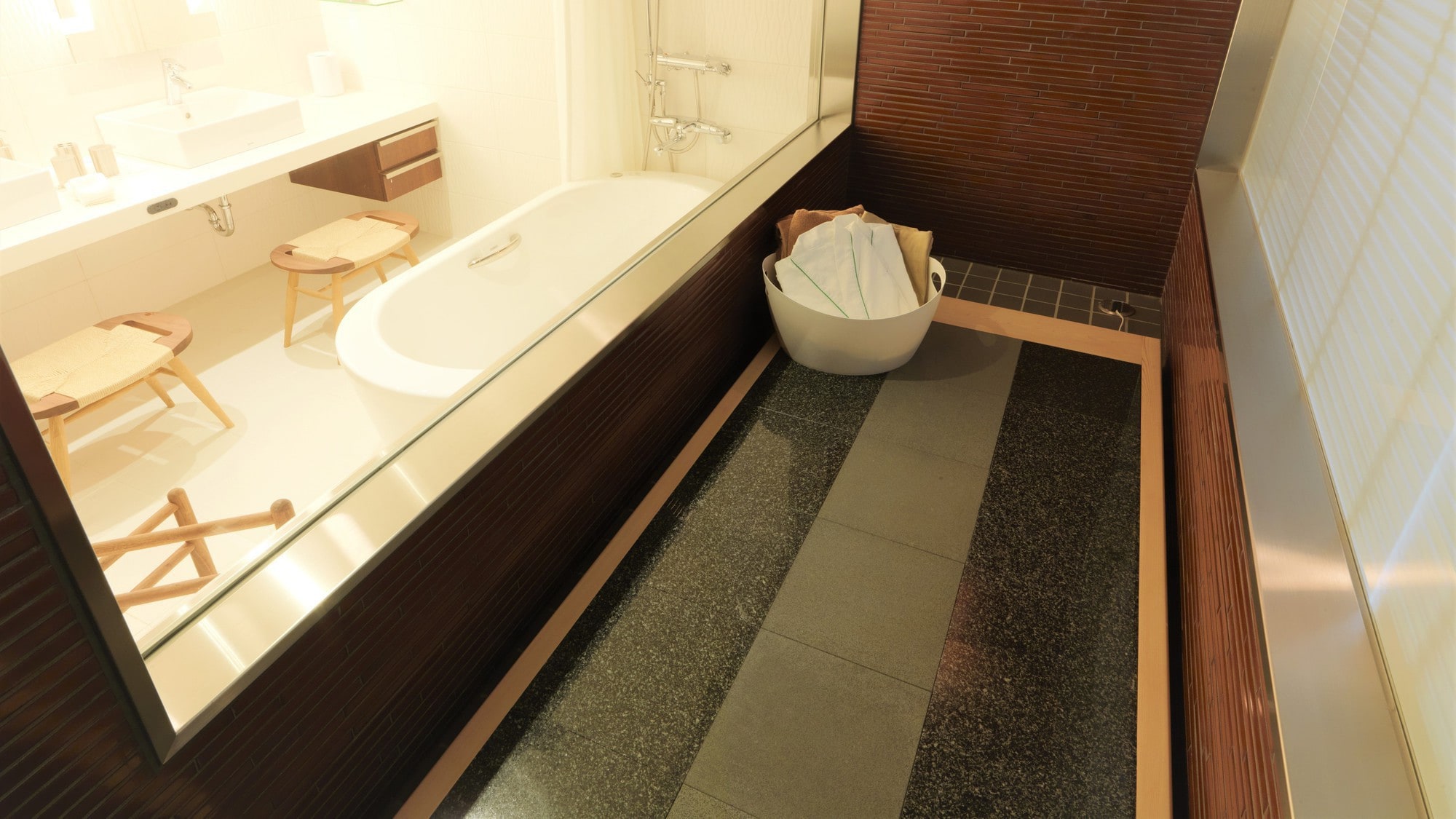 [DX Twin with Bedrock Bath] With bedrock bath in the guest room! Relaxing refreshment ♪ (example of guest room)