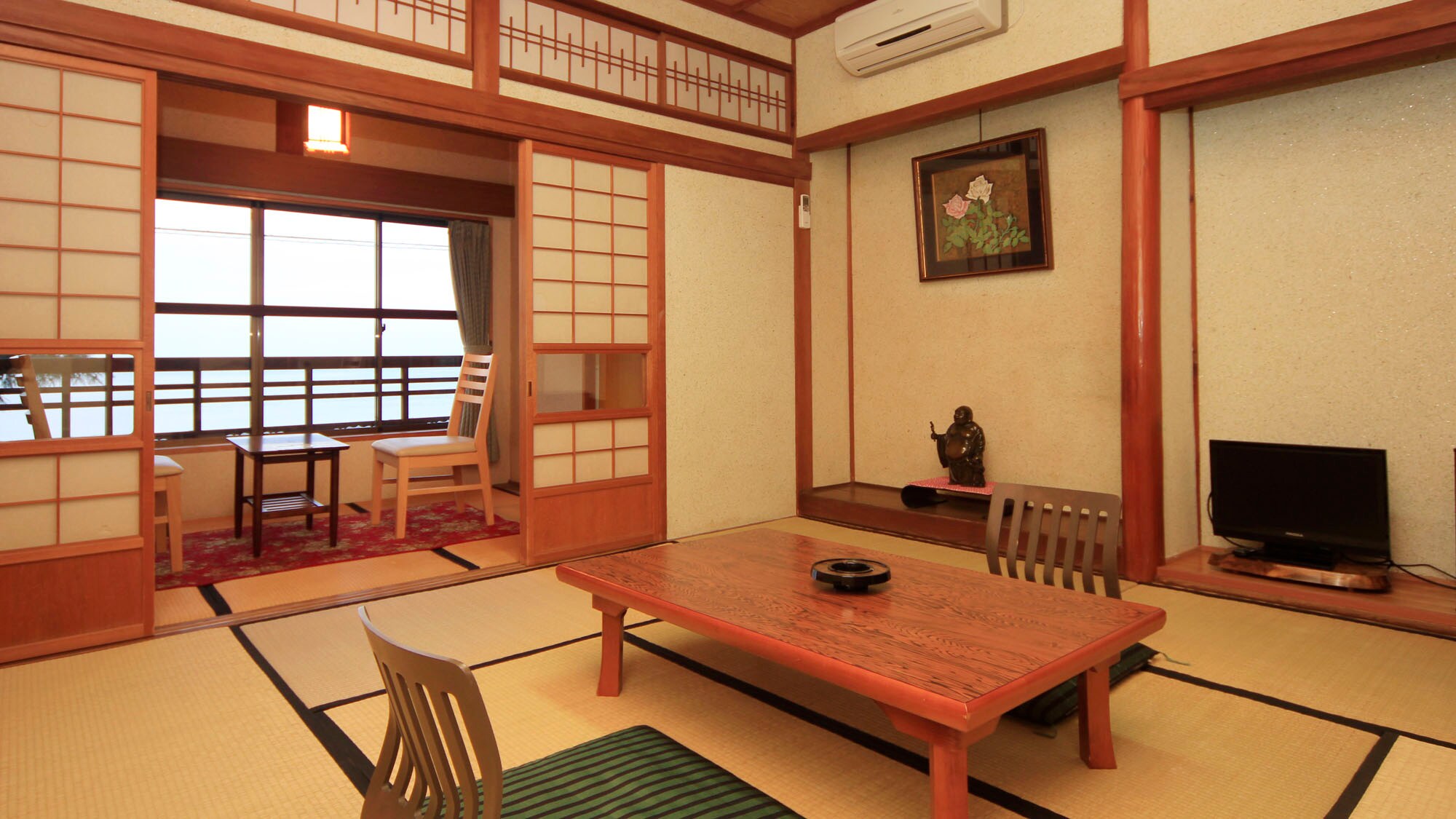 -Ocean view retro Japanese style room [bathroom and toilet included]- Facing the coast of Futaminoura, this is a popular room.