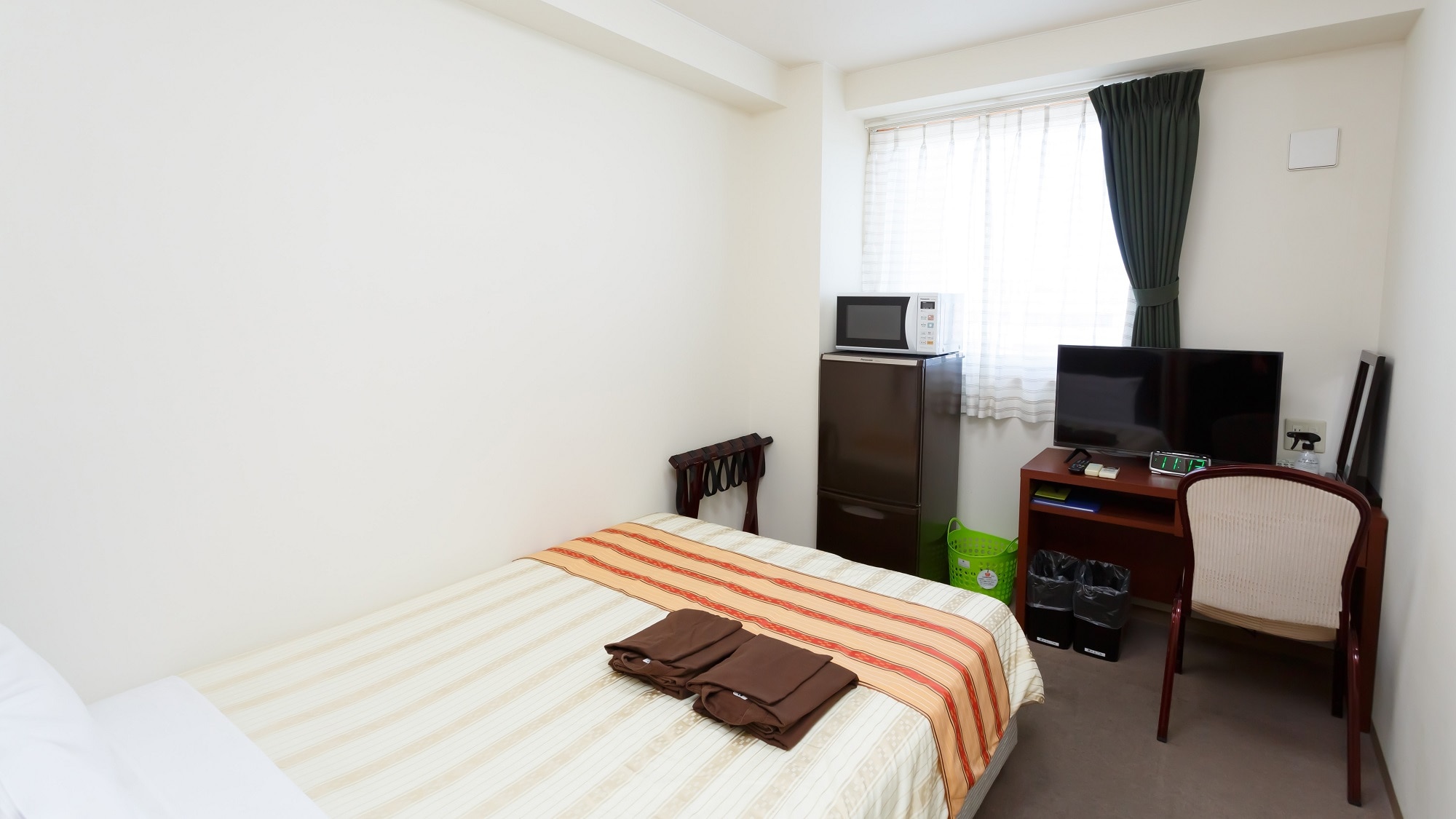 Single (double) room