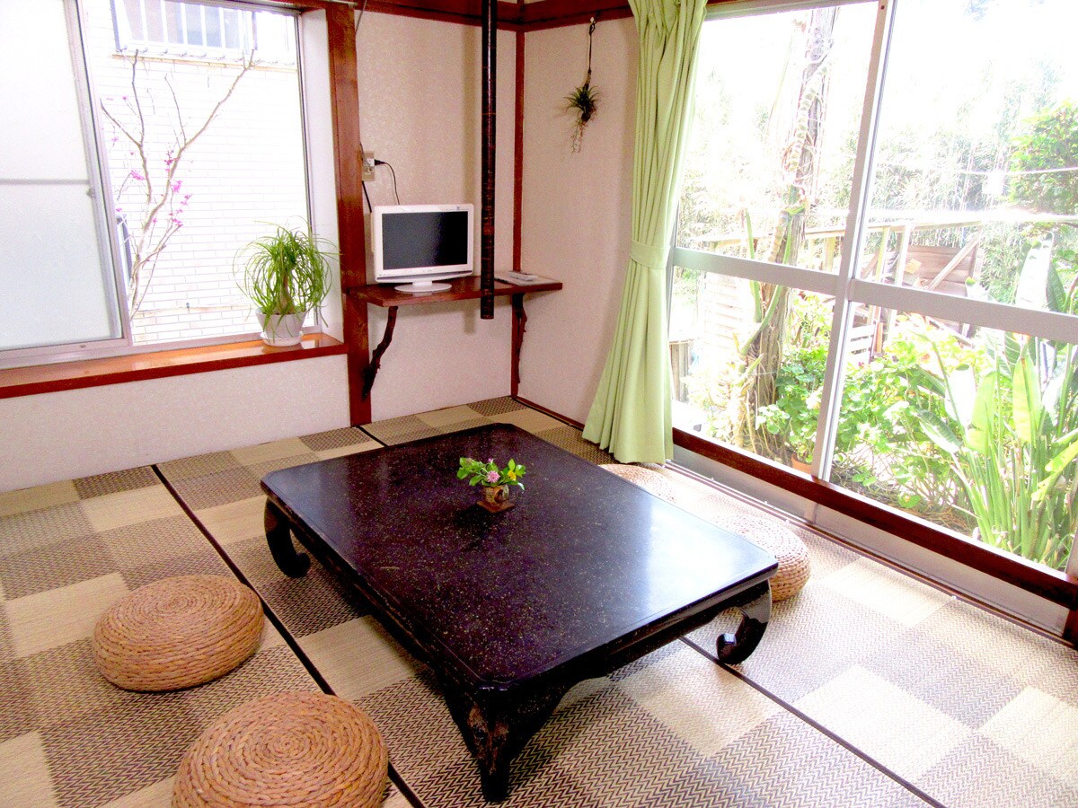 [ROOM Azami] Japanese-style room (6 tatami mats)