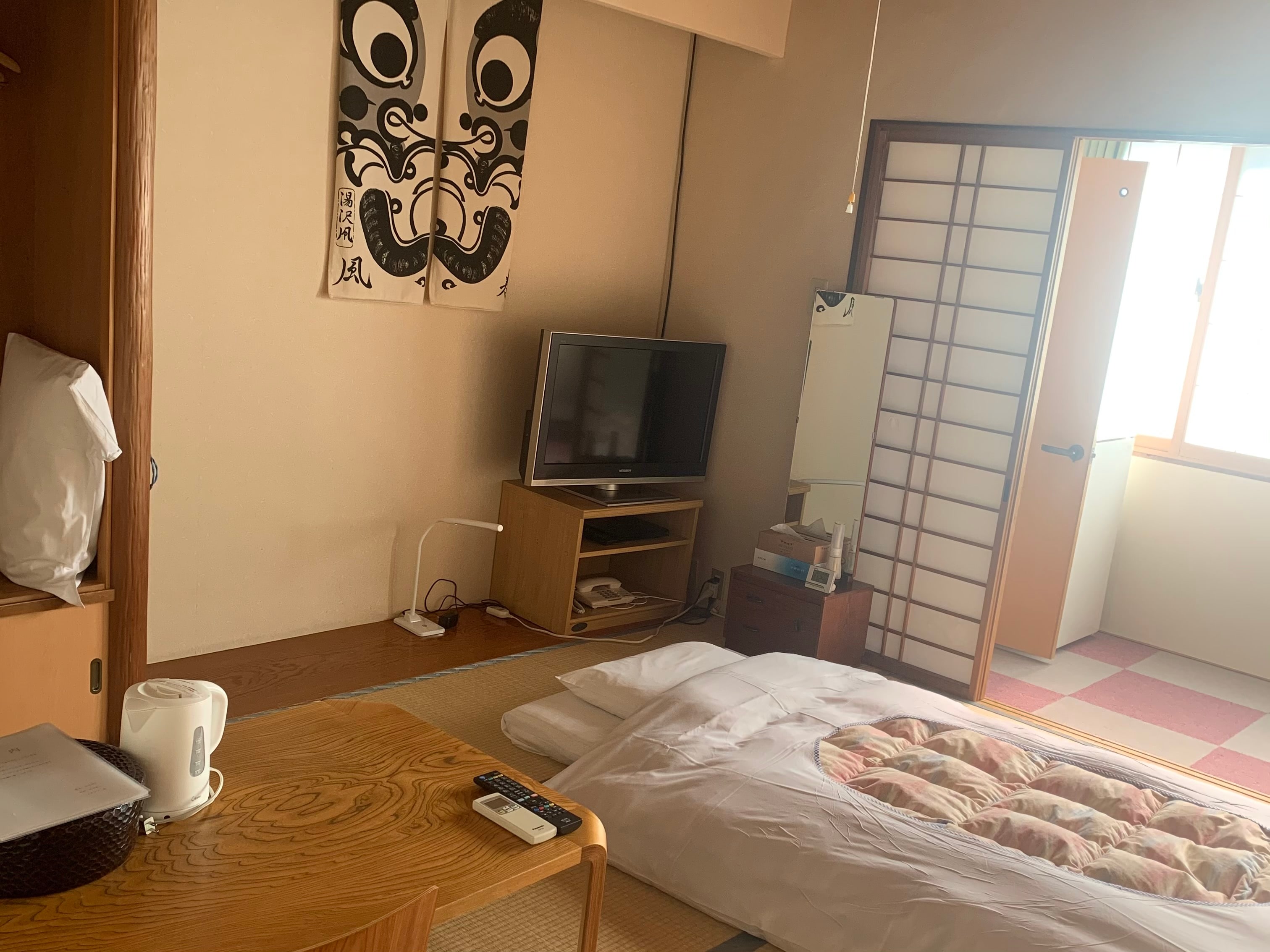 Smoking Japanese-style room (8 tatami mats) (with bathroom and toilet)