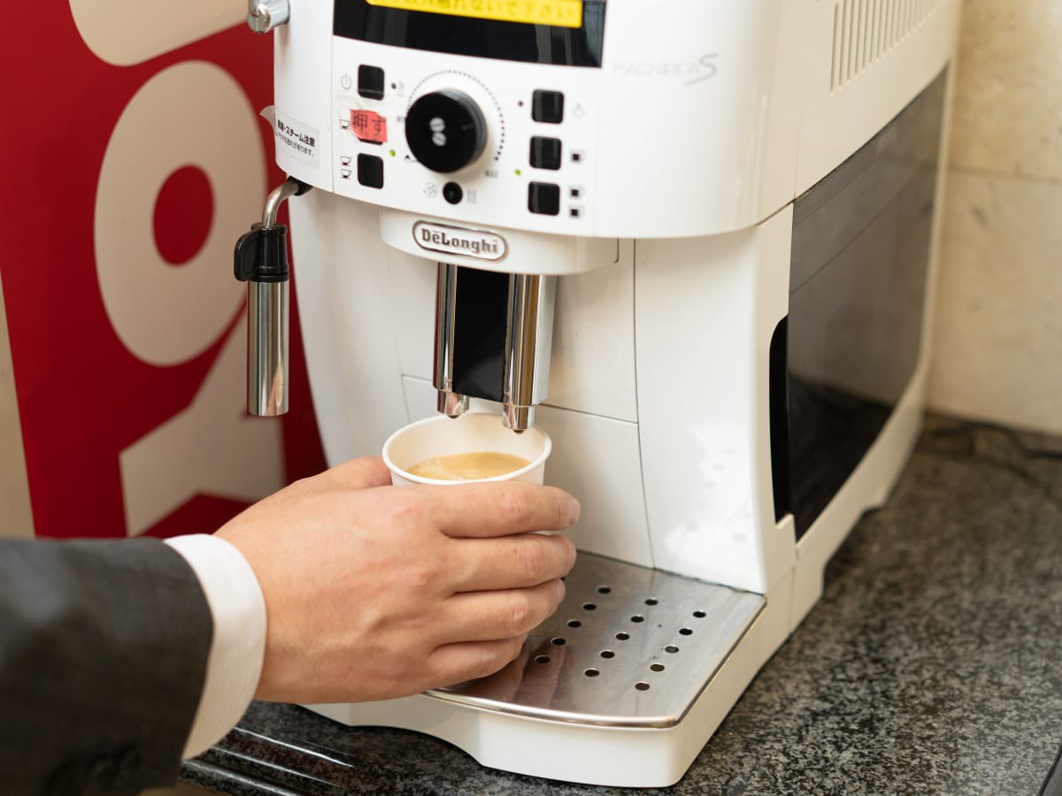 Coffee machine (1F lobby)