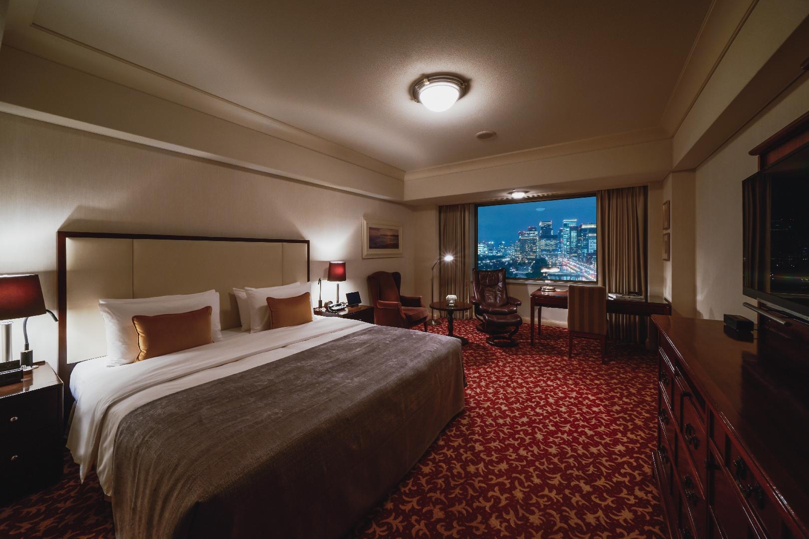 Imperial Floor Deluxe Double R17 Night
