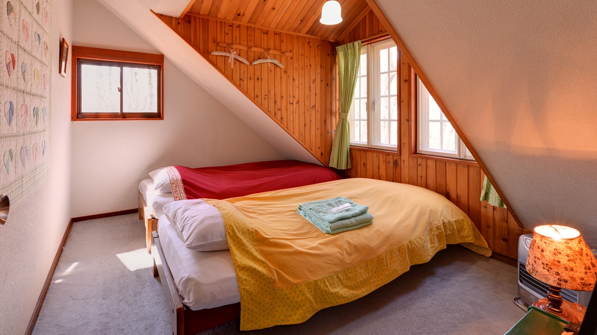 *Twin (example of guest room)/Recommended for couples! The refreshing breeze from the window is pleasant.