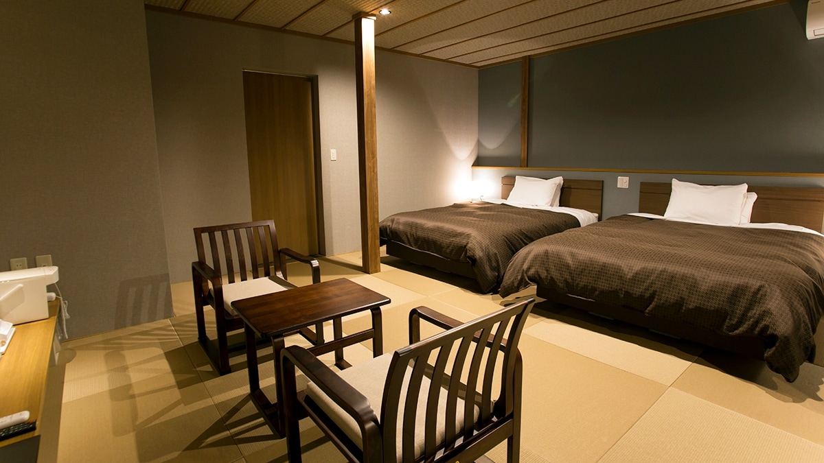 *[Deluxe room with open-air hot spring bath] Japanese-Western room 14 tatami mats/bathroom and toilet included: Renovated in January 2022♪