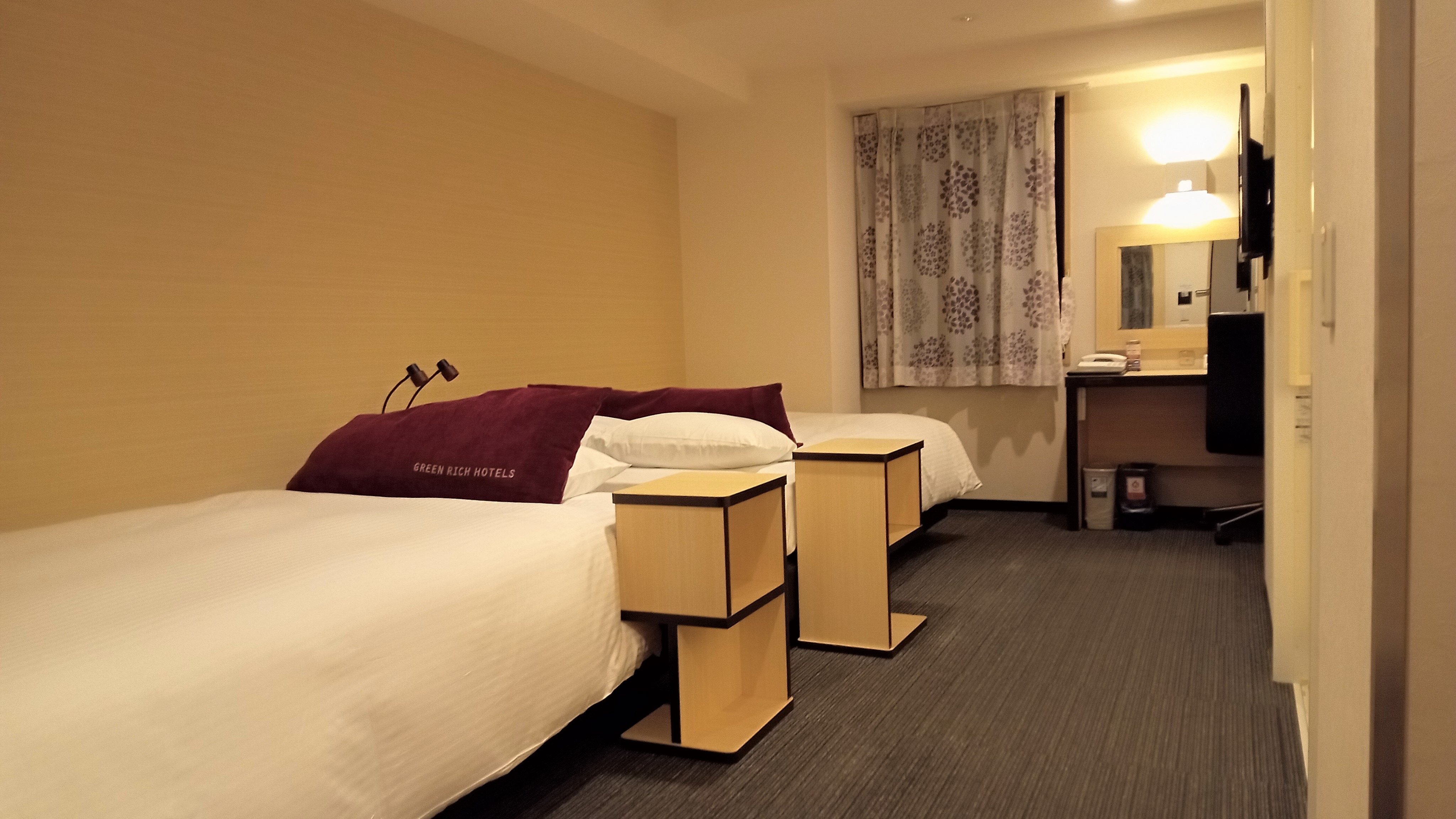 ■ Gia đình ※ Chỉ cấm hút thuốc