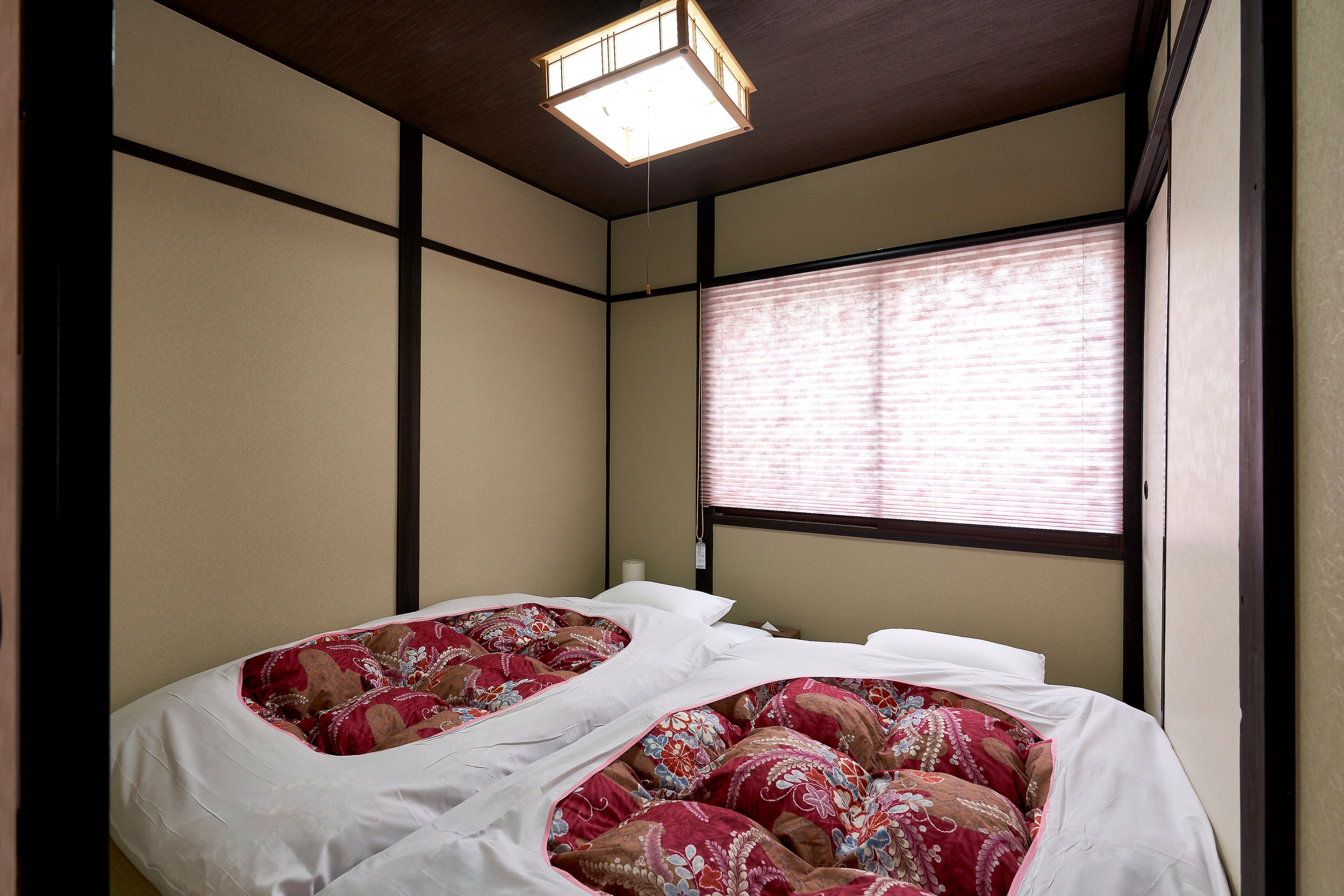 Kamar tidur lantai dua