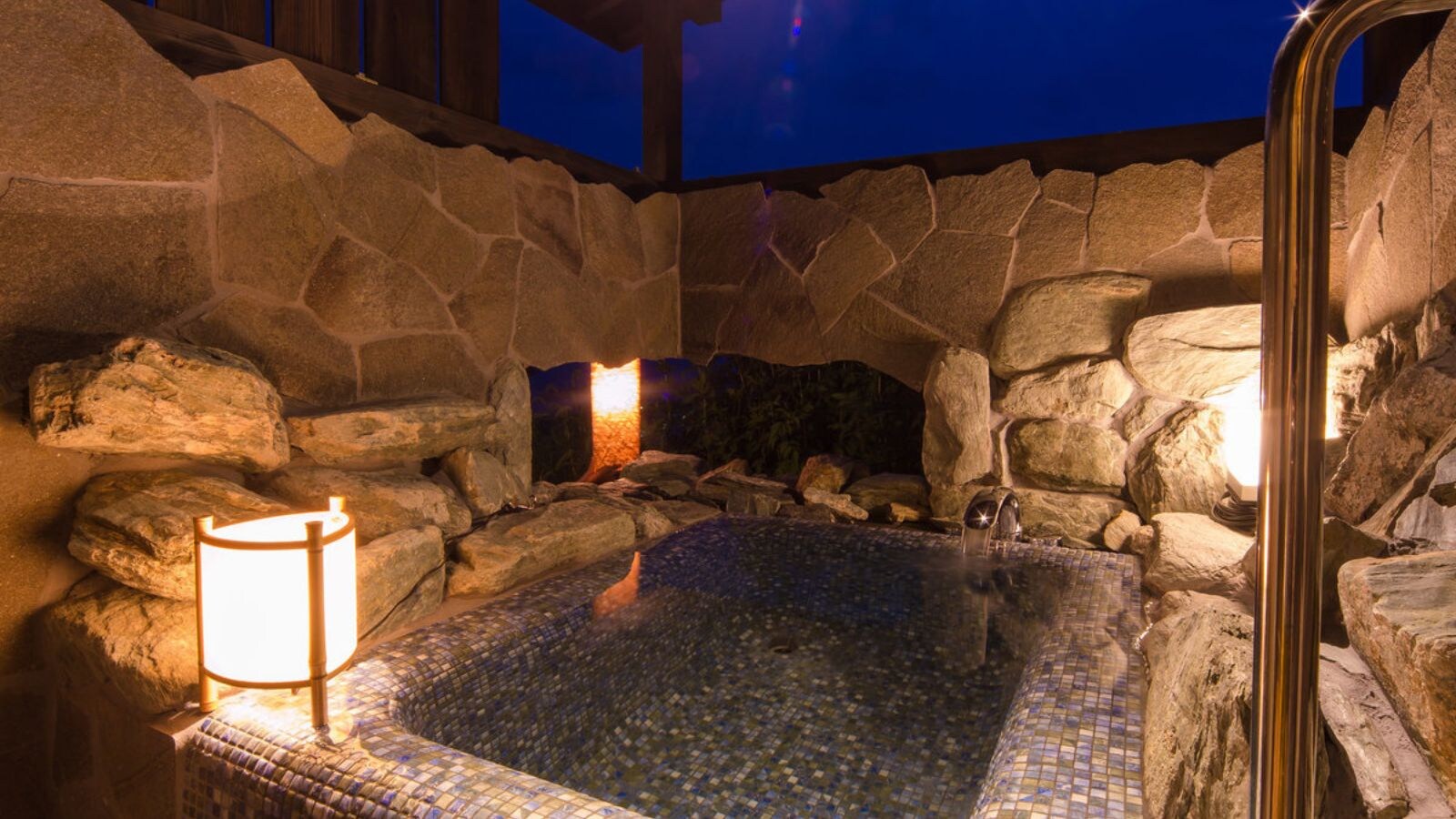 ■Saikanosato■Rooms with open-air baths [Nagare] (open-air cave baths)