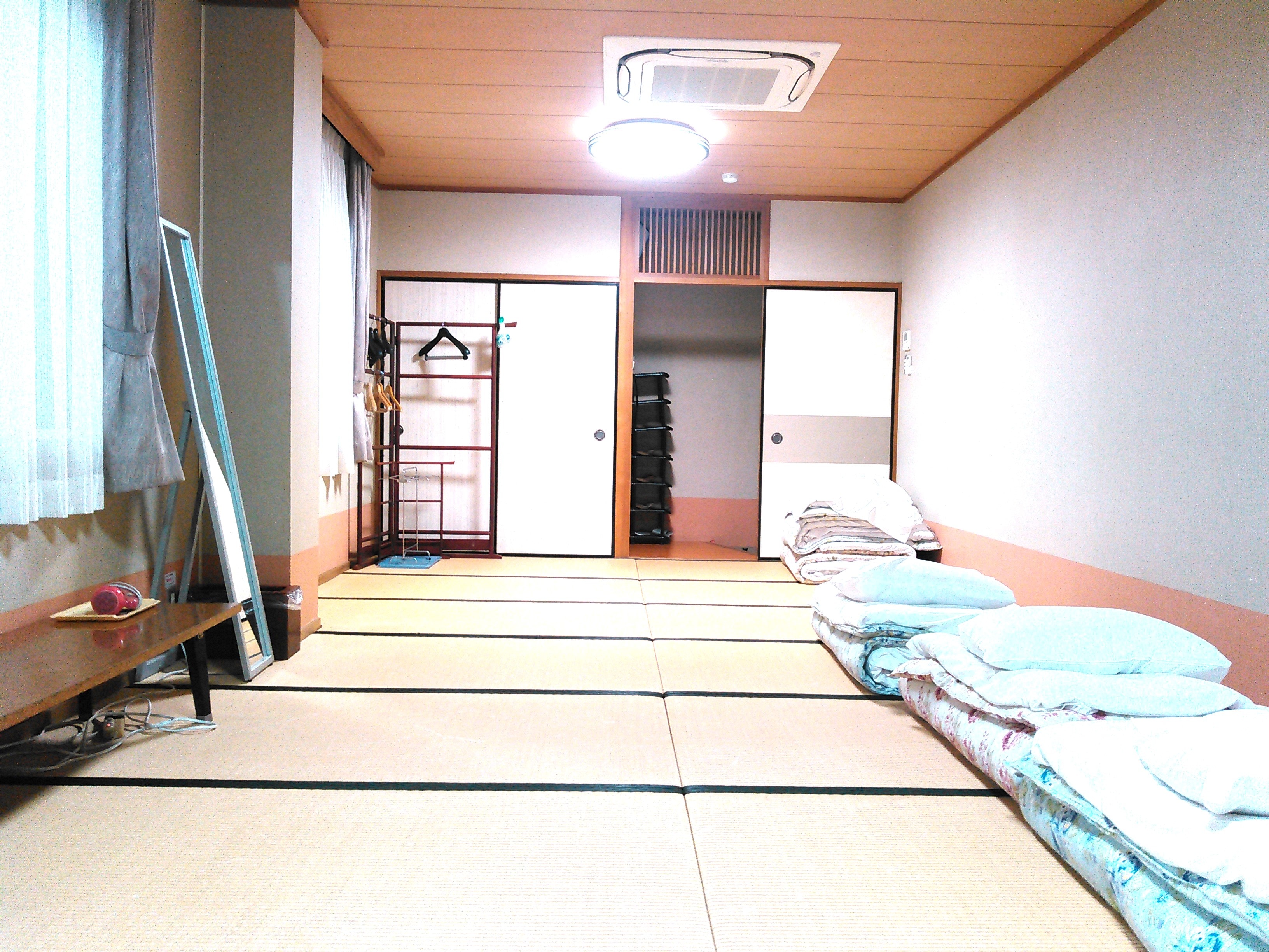 Japanese-style room (16 tatami mats)